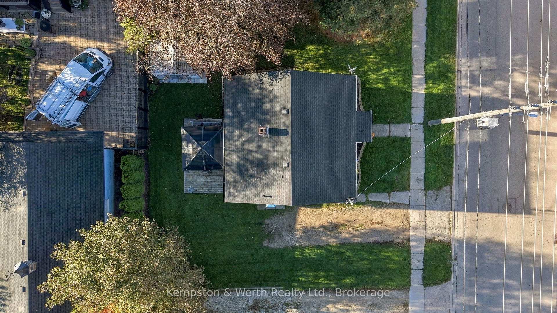 Photo 24 of 334 Davidson Avenue N, North Perth, Listowel — HOMEH