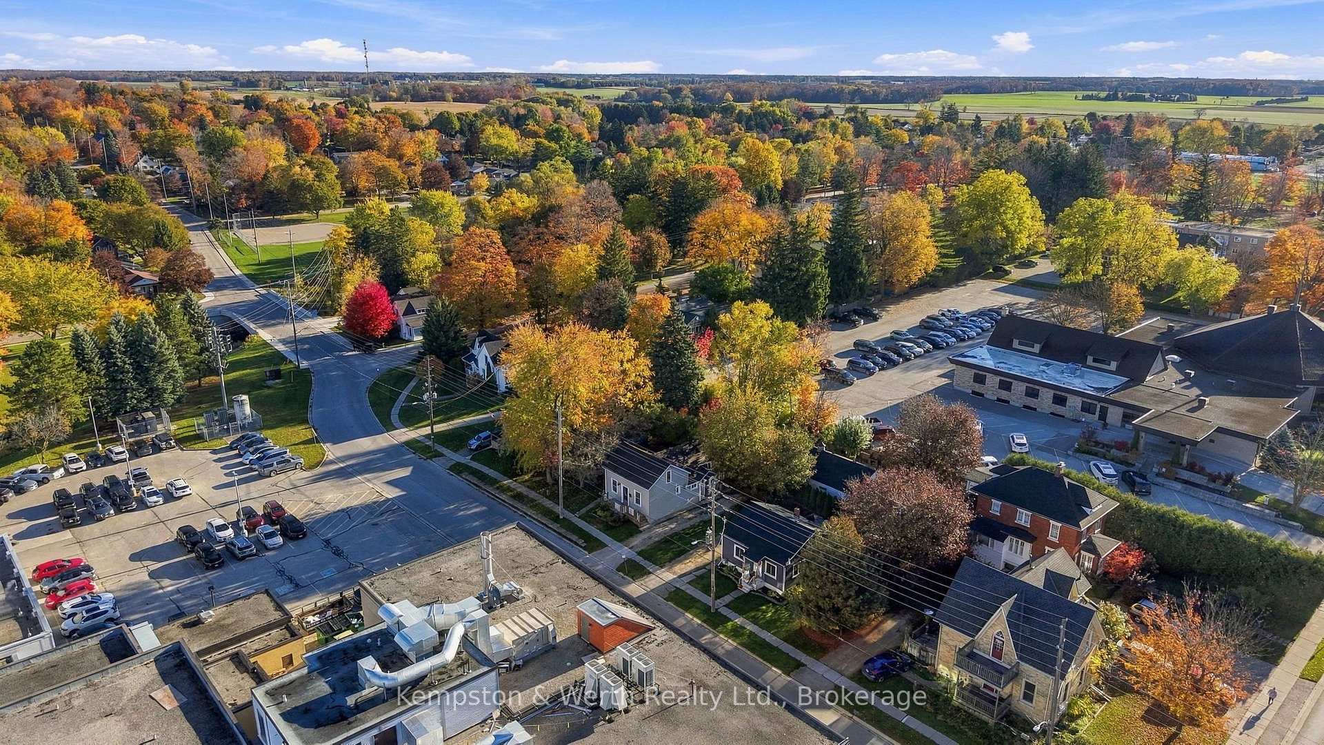 Photo 26 of 334 Davidson Avenue N, North Perth, Listowel — HOMEH