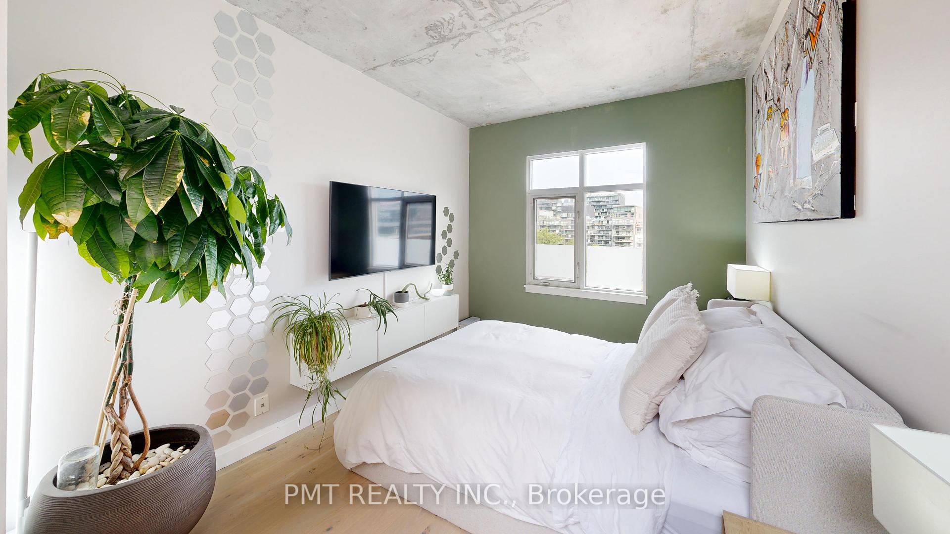Photo 7 of Unit Ph17, 550 Front Street W, Toronto, Waterfront Communities — HOMEH