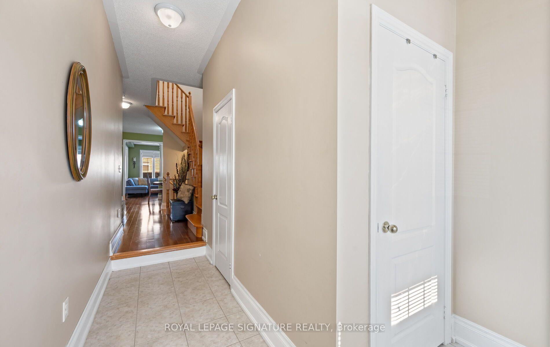 Photo 4 of 30 Franktown Drive, Brampton, Bram East — HOMEH