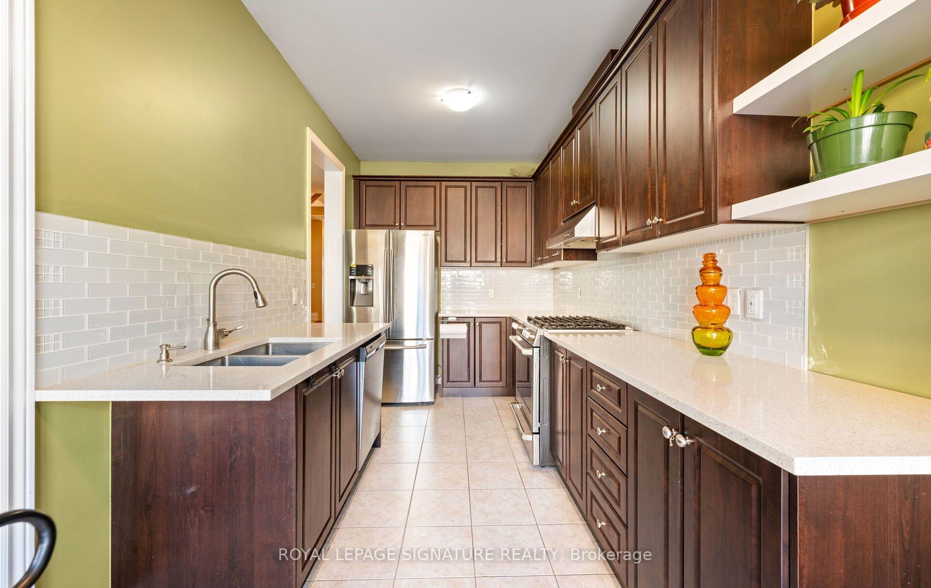 Photo 18 of 30 Franktown Drive, Brampton, Bram East — HOMEH