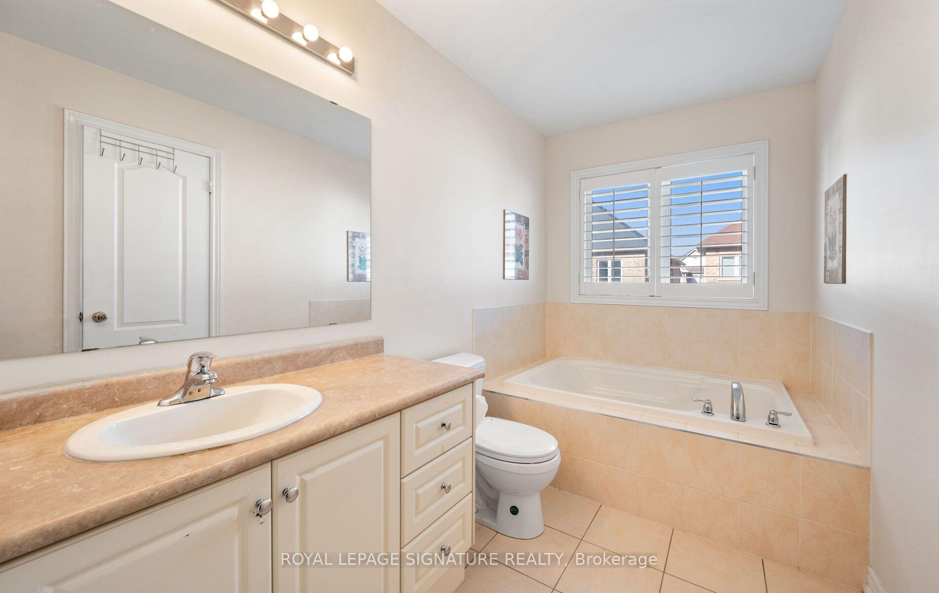 Photo 27 of 30 Franktown Drive, Brampton, Bram East — HOMEH