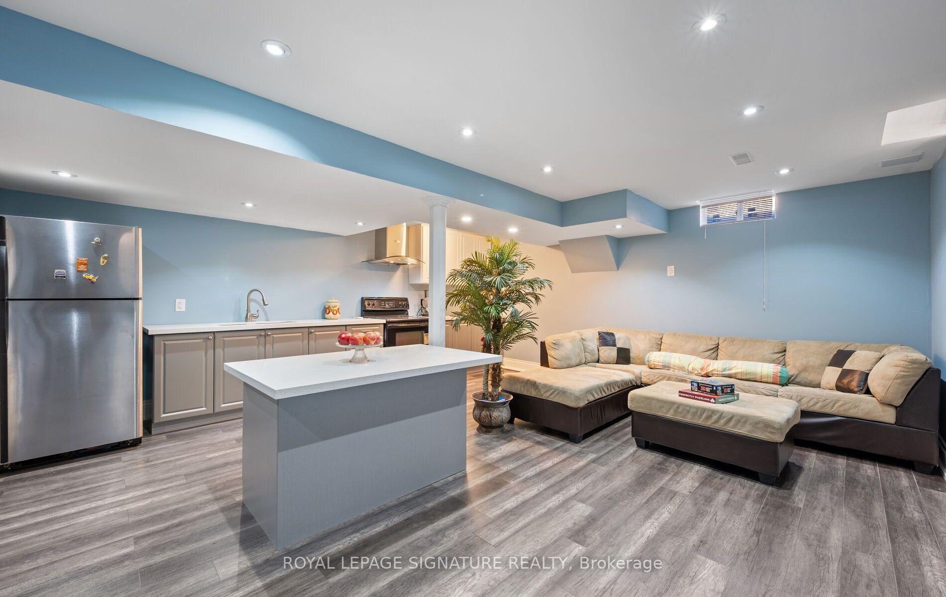 Photo 37 of 30 Franktown Drive, Brampton, Bram East — HOMEH