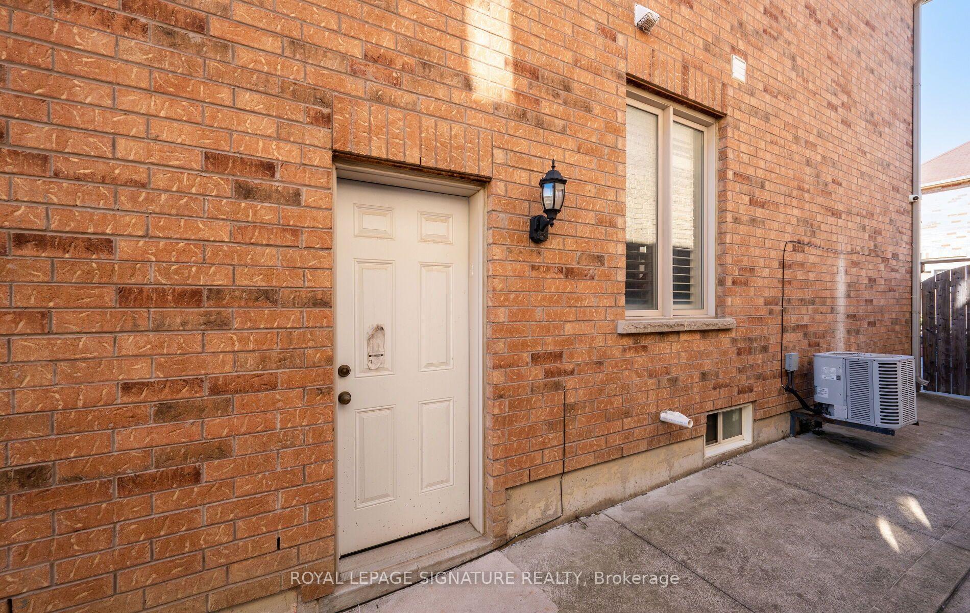 Photo 42 of 30 Franktown Drive, Brampton, Bram East — HOMEH