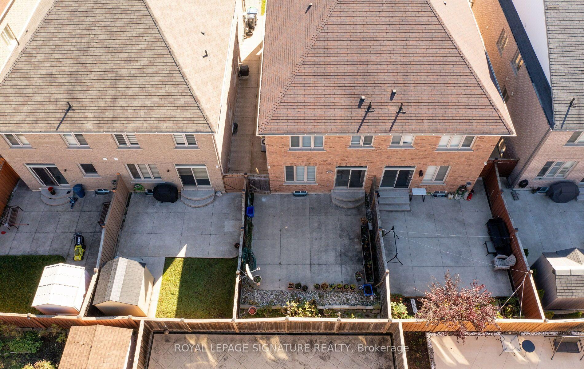 Photo 44 of 30 Franktown Drive, Brampton, Bram East — HOMEH