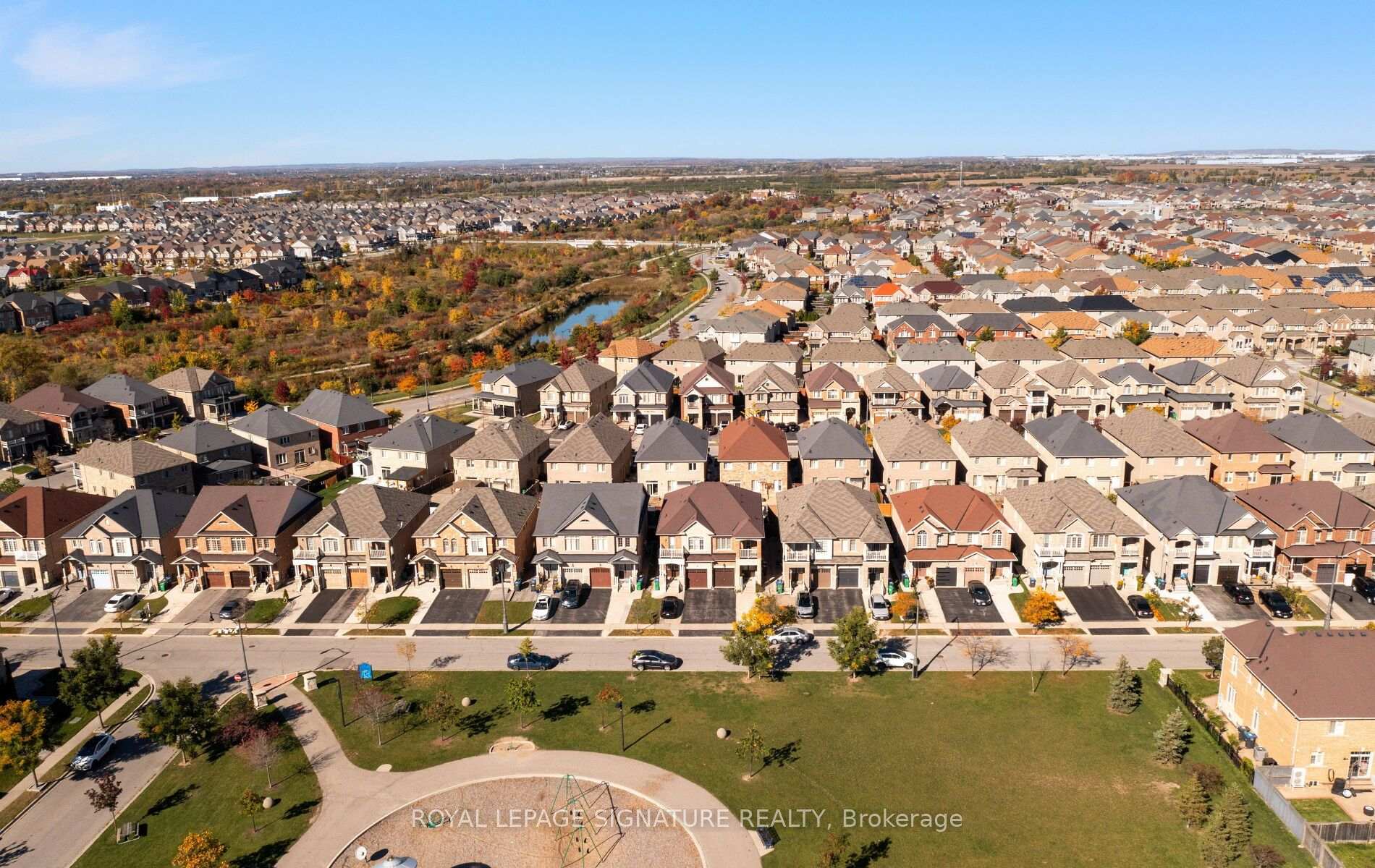 Photo 45 of 30 Franktown Drive, Brampton, Bram East — HOMEH