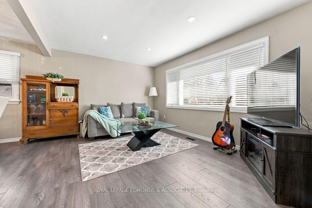 Photo 7 of 525 Irving Street, Pembroke, Pembroke — HOMEH