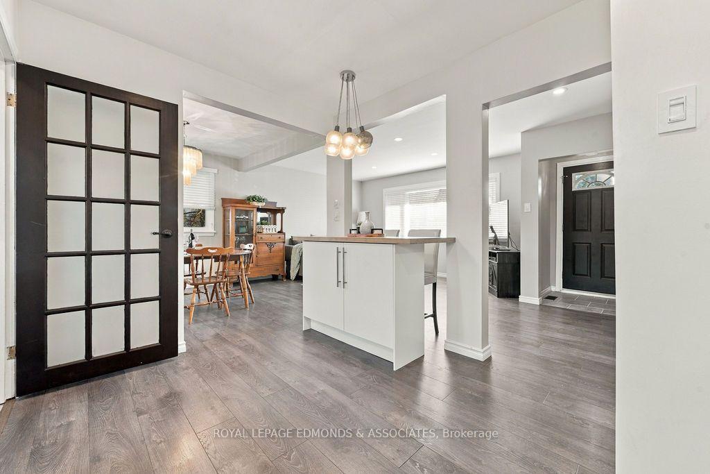 Photo 9 of 525 Irving Street, Pembroke, Pembroke — HOMEH