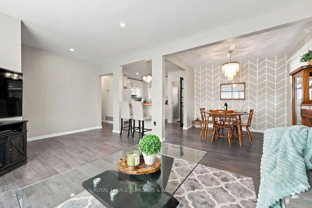 Photo 10 of 525 Irving Street, Pembroke, Pembroke — HOMEH