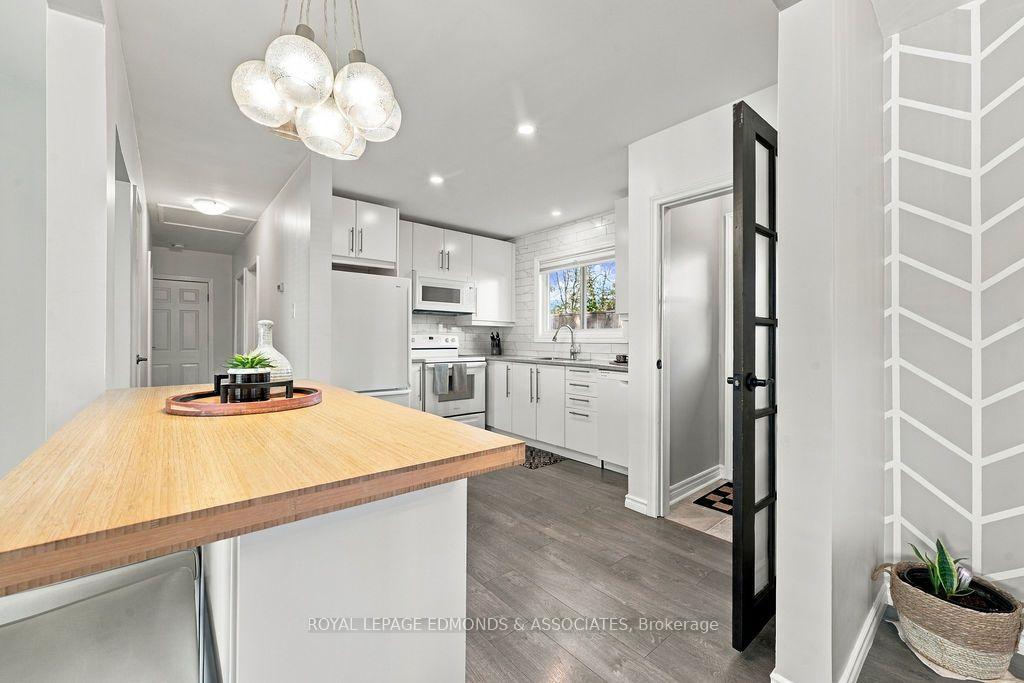 Photo 13 of 525 Irving Street, Pembroke, Pembroke — HOMEH