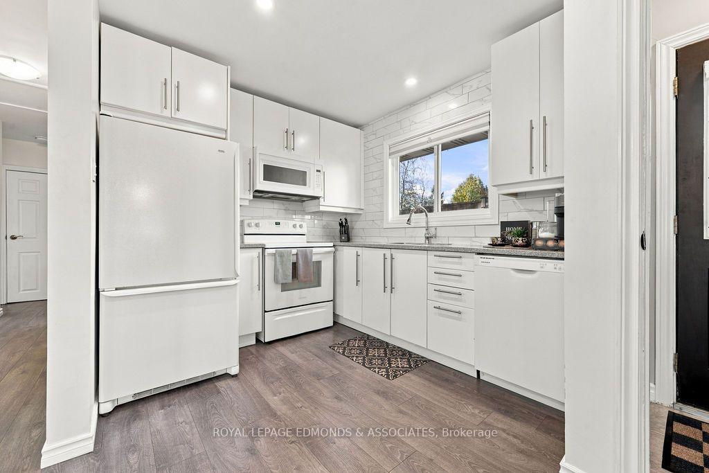 Photo 14 of 525 Irving Street, Pembroke, Pembroke — HOMEH