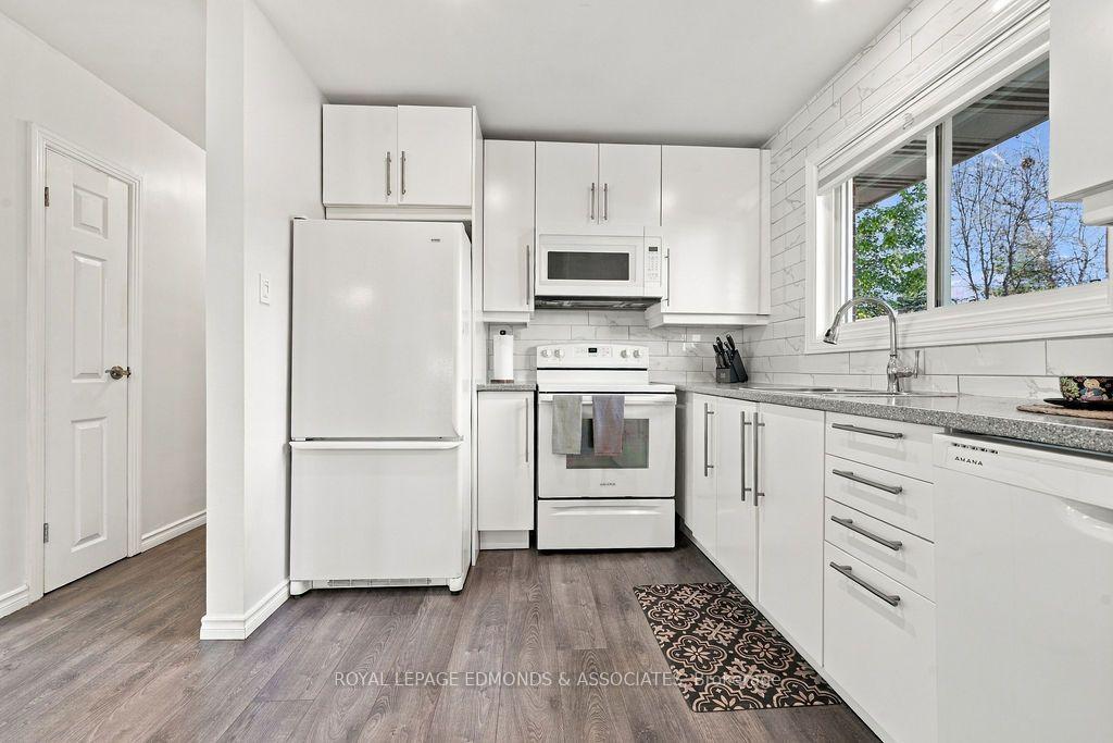 Photo 15 of 525 Irving Street, Pembroke, Pembroke — HOMEH