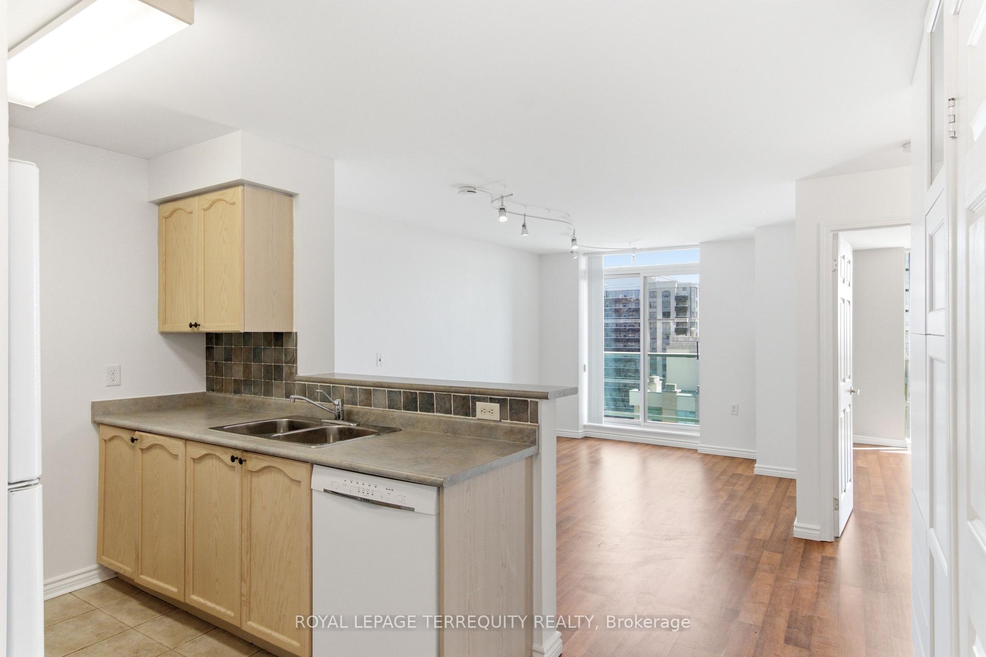 Photo 3 of Unit PH07, 20 Olive Avenue, North York, Willowdale East — HOMEH
