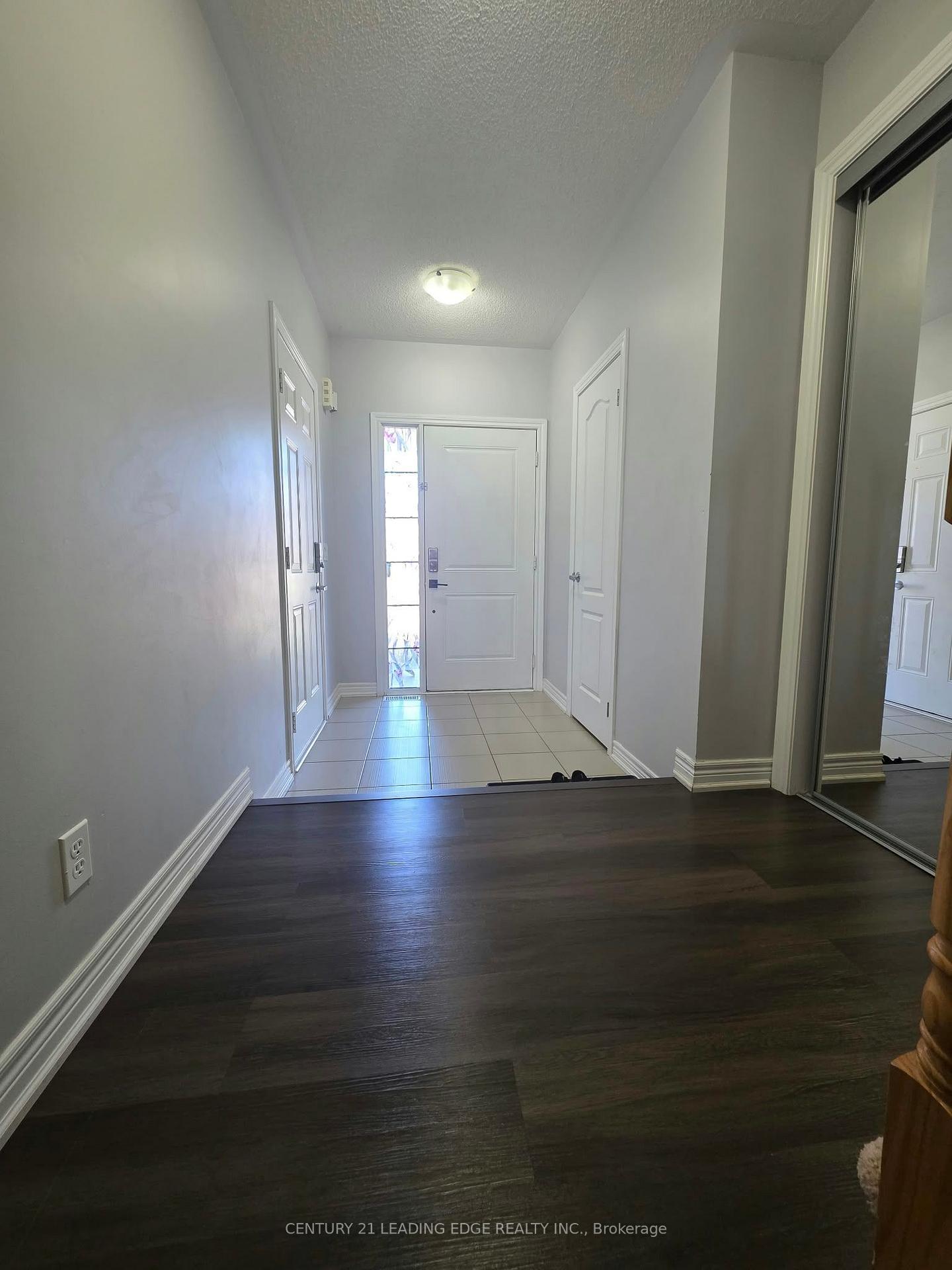 Photo 3 of 57 Great Gabe Crescent, Oshawa, Windfields — HOMEH