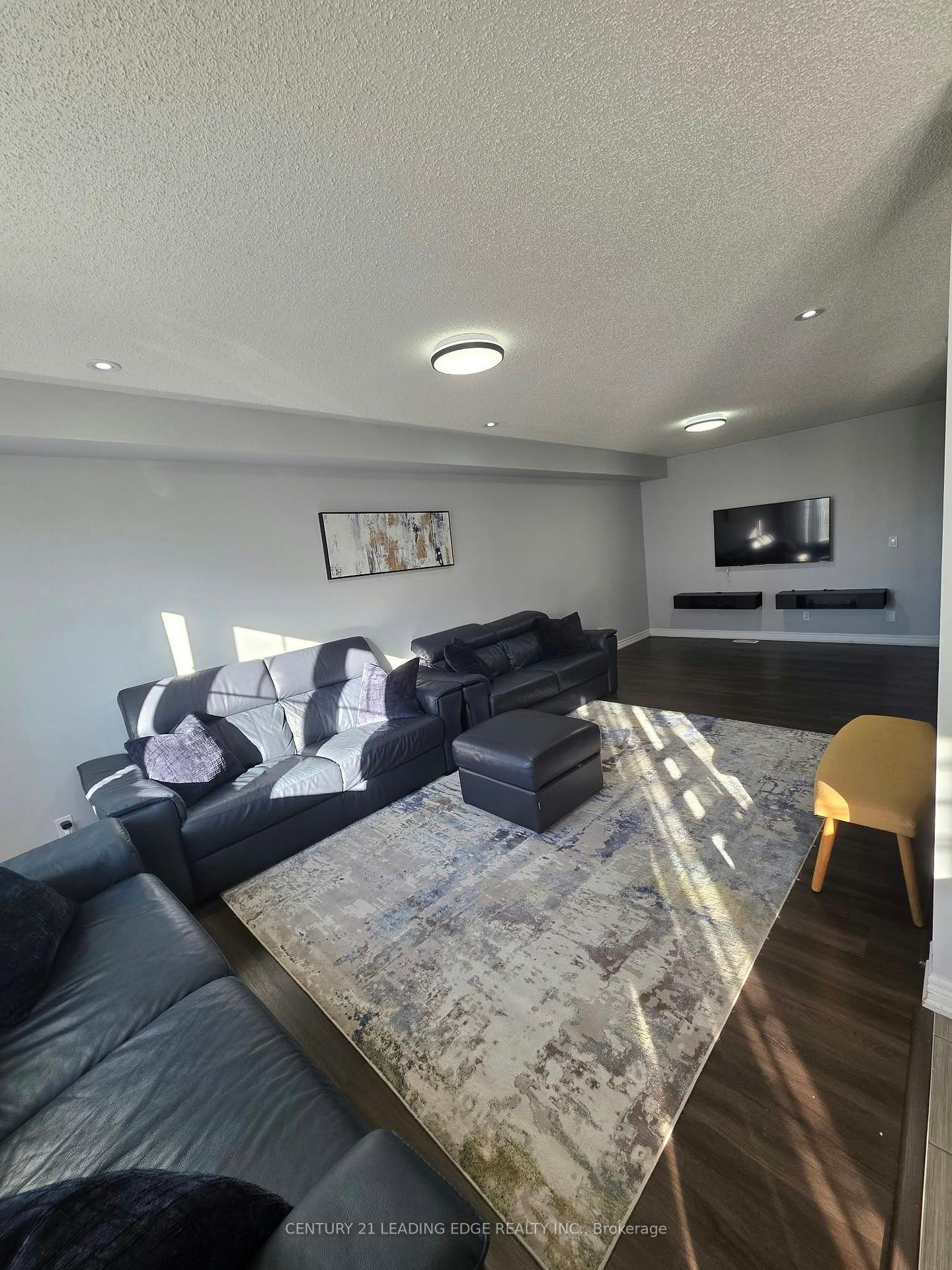 Photo 6 of 57 Great Gabe Crescent, Oshawa, Windfields — HOMEH