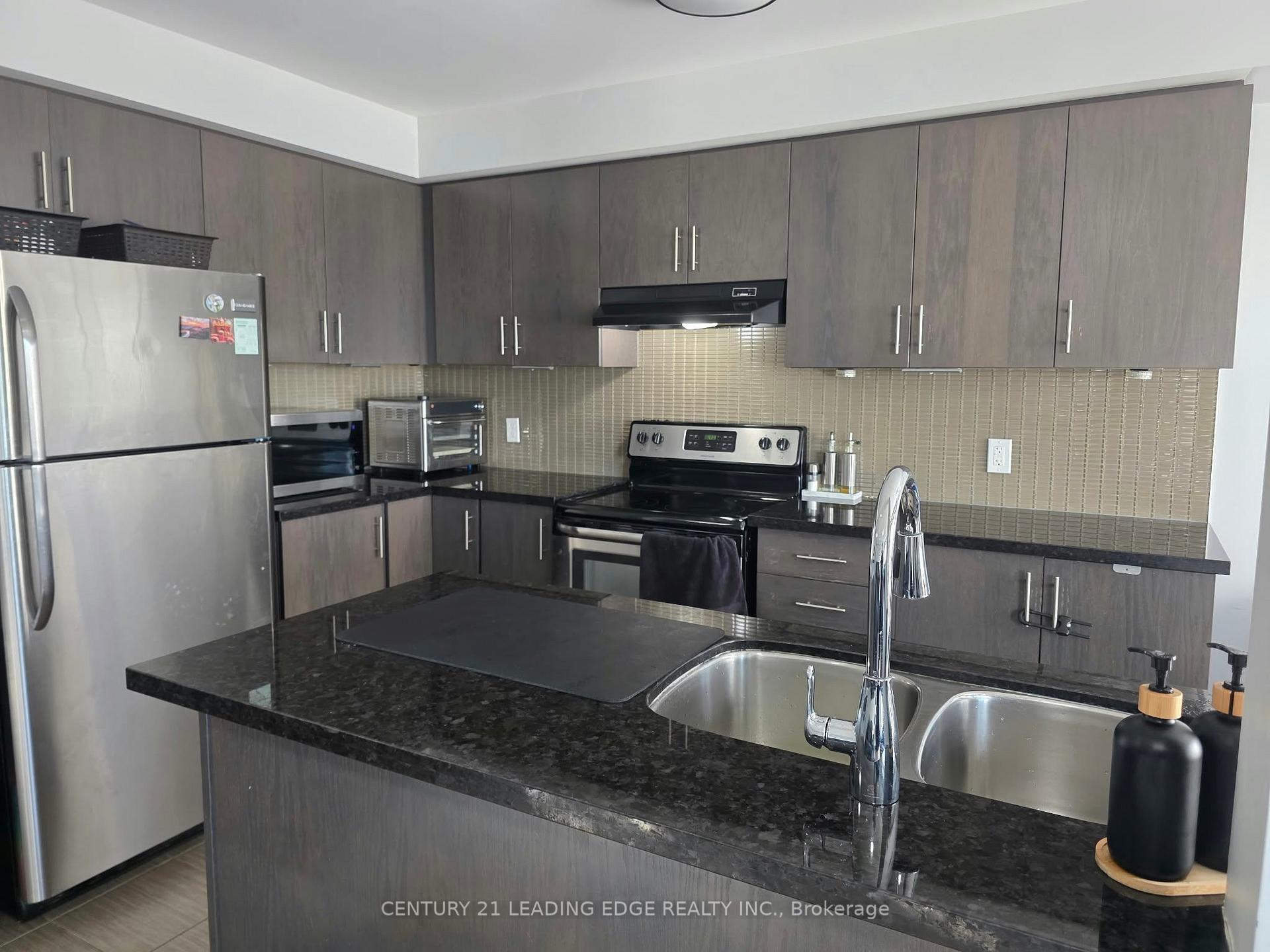 Photo 9 of 57 Great Gabe Crescent, Oshawa, Windfields — HOMEH