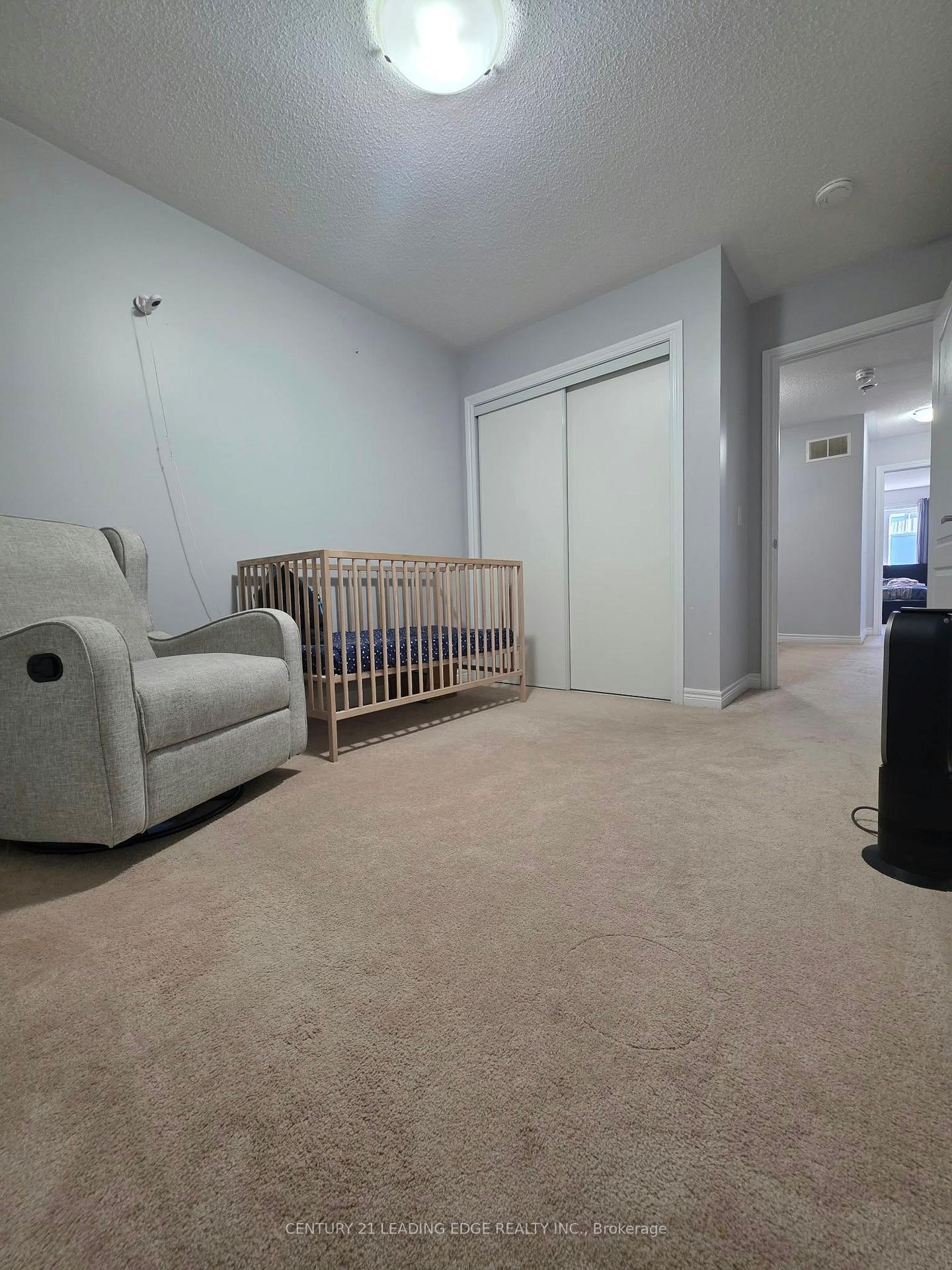 Photo 16 of 57 Great Gabe Crescent, Oshawa, Windfields — HOMEH