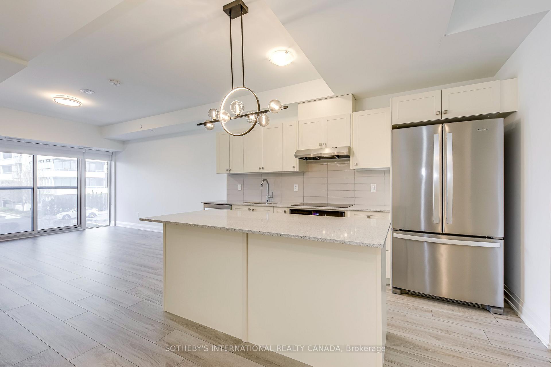 Photo 10 of Unit 212, 1035 Southdown Road, Mississauga, Clarkson — HOMEH