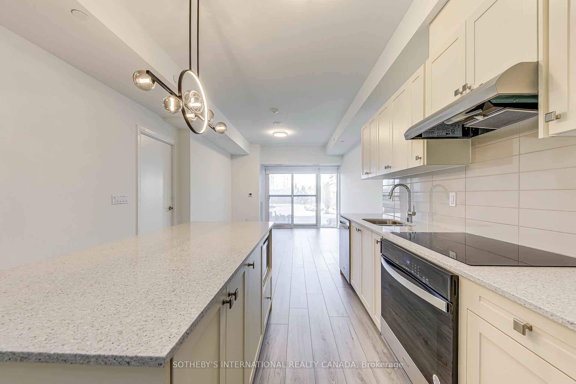 Photo 12 of Unit 212, 1035 Southdown Road, Mississauga, Clarkson — HOMEH