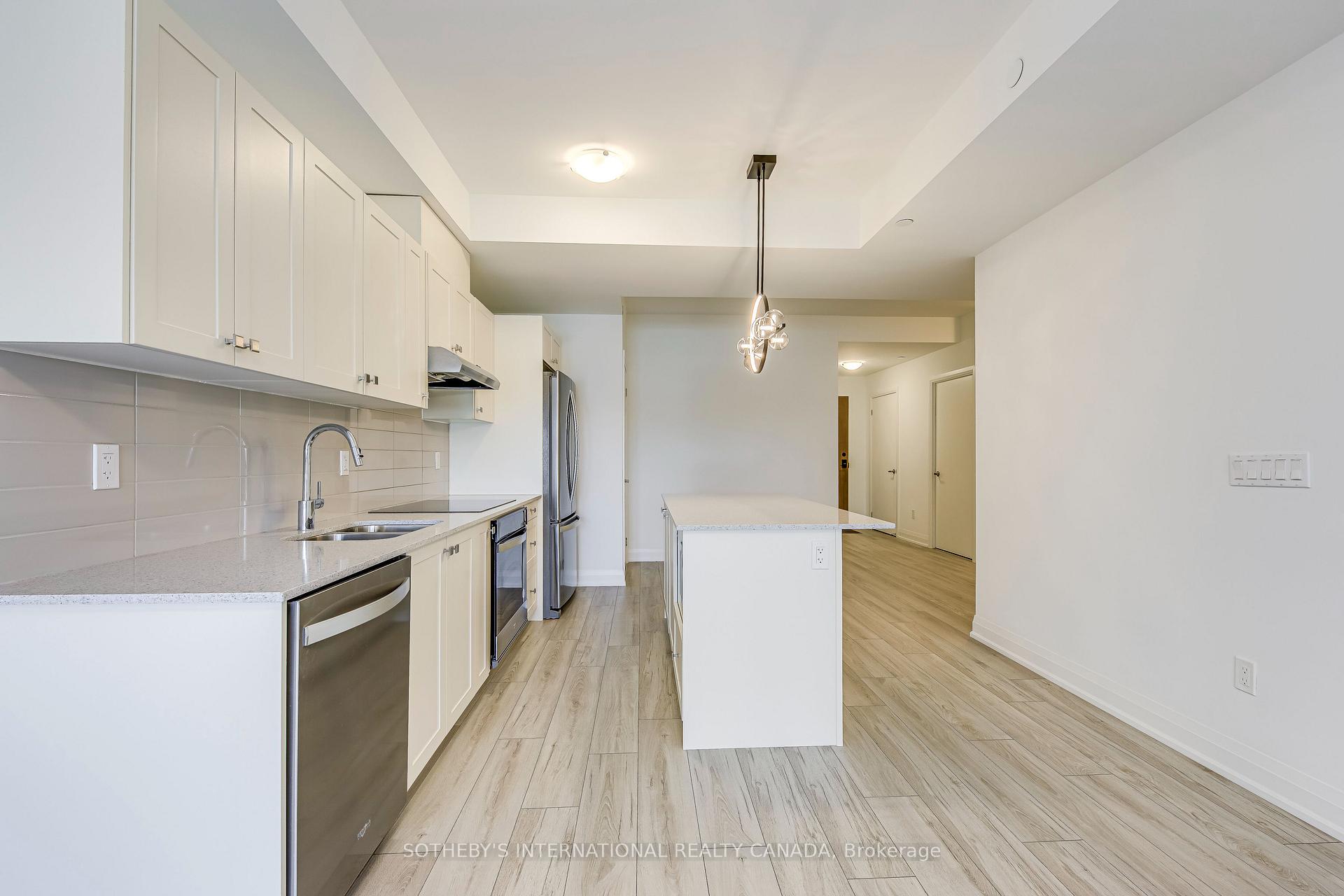 Photo 14 of Unit 212, 1035 Southdown Road, Mississauga, Clarkson — HOMEH