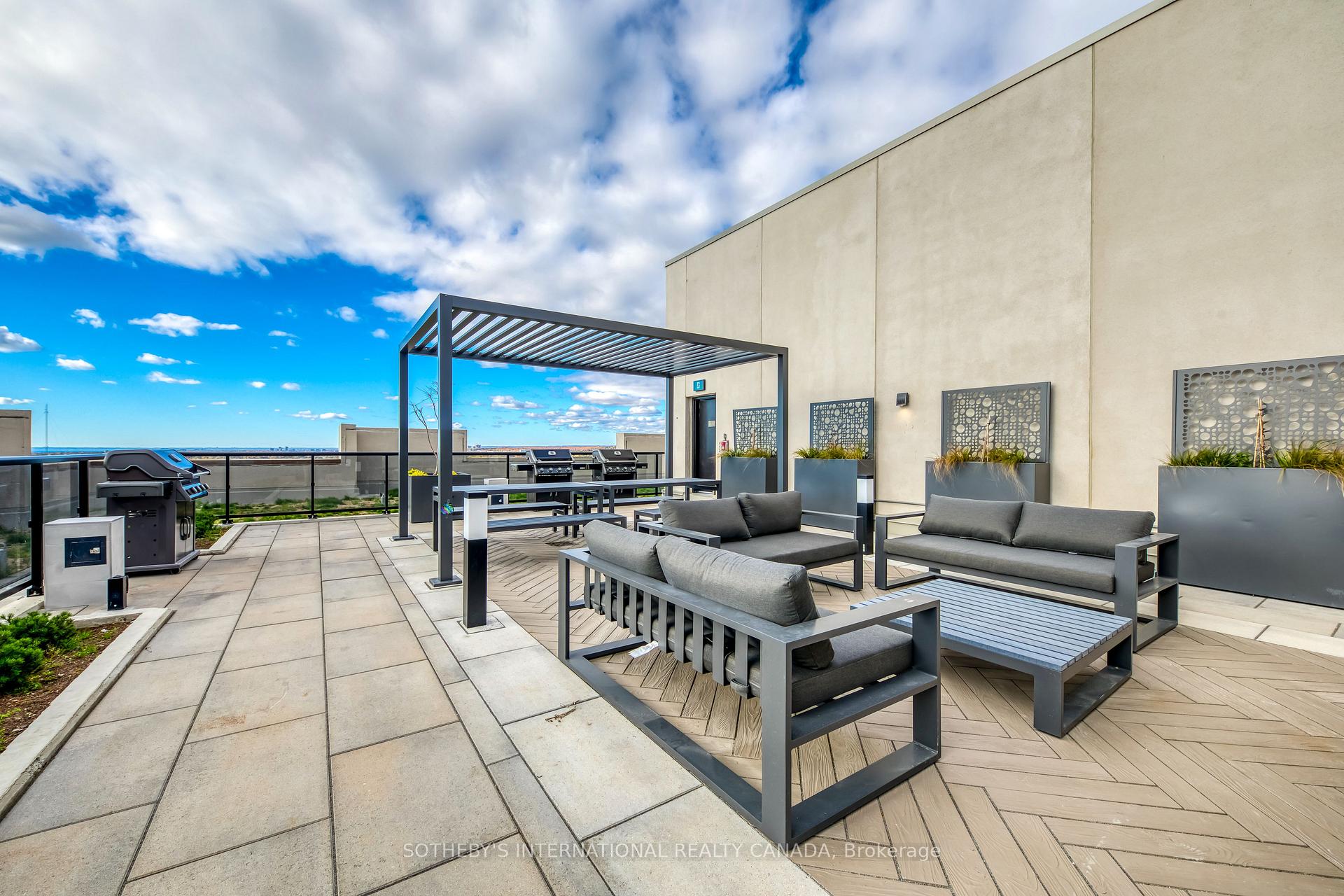 Photo 47 of Unit 212, 1035 Southdown Road, Mississauga, Clarkson — HOMEH