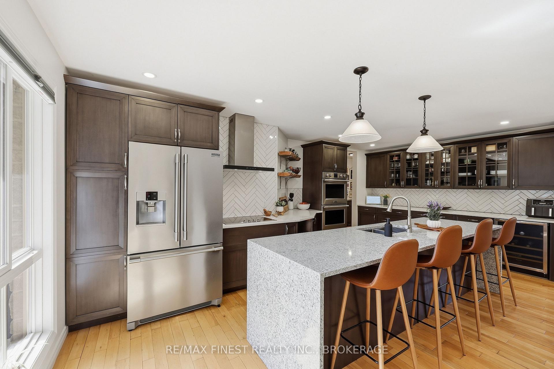 Photo 14 of 4404 Ashwood Drive, Frontenac, Frontenac South — HOMEH