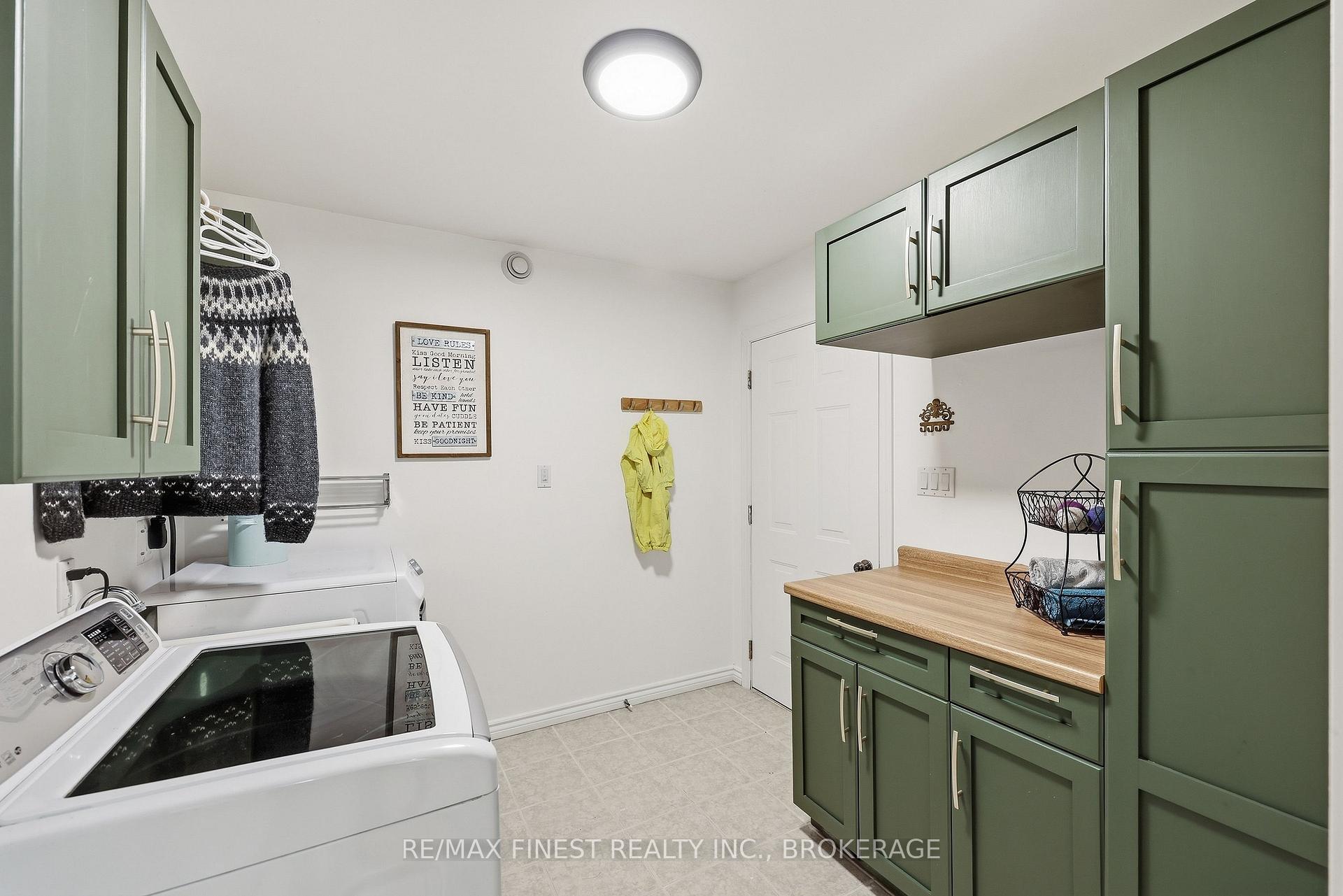 Photo 19 of 4404 Ashwood Drive, Frontenac, Frontenac South — HOMEH