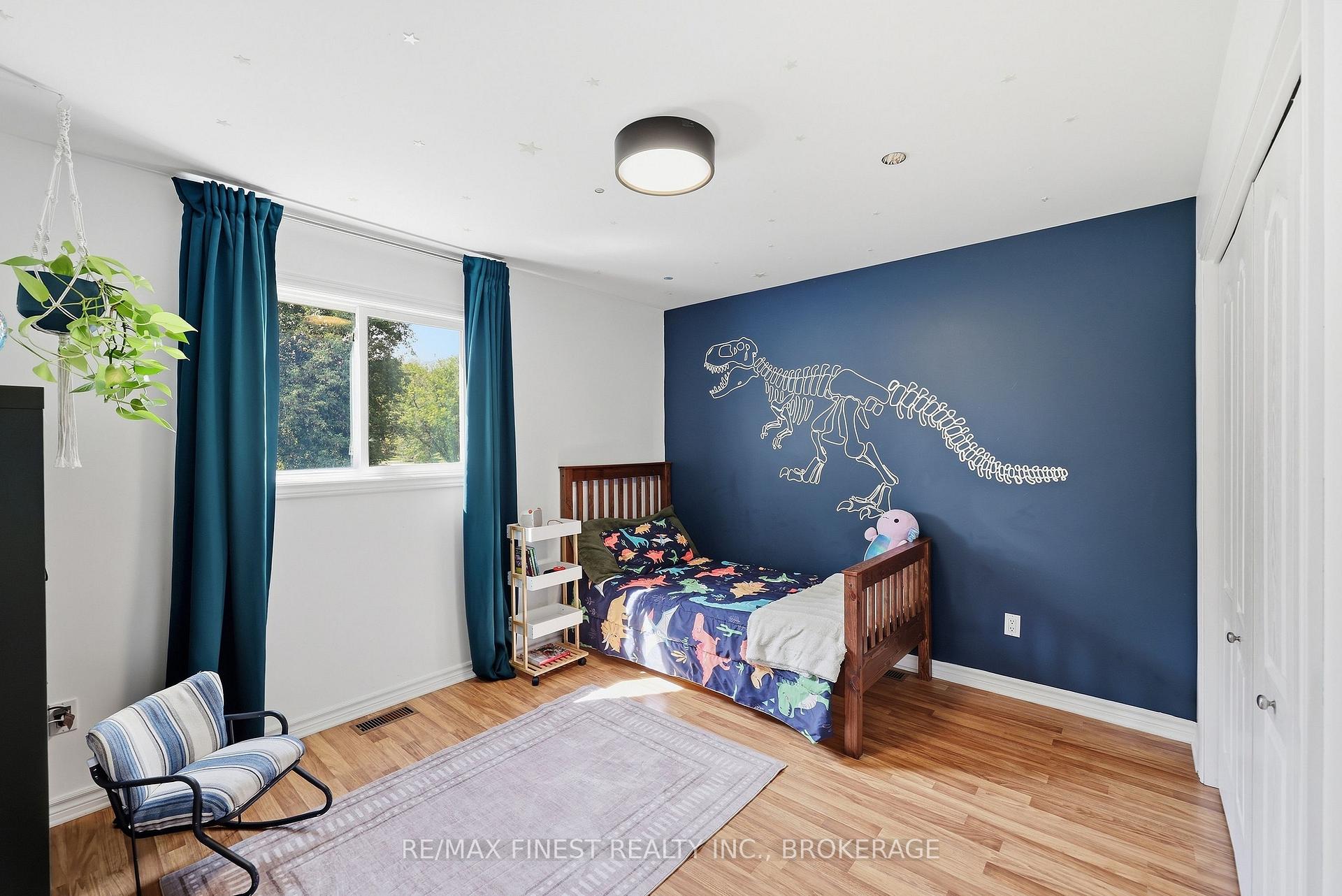 Photo 25 of 4404 Ashwood Drive, Frontenac, Frontenac South — HOMEH