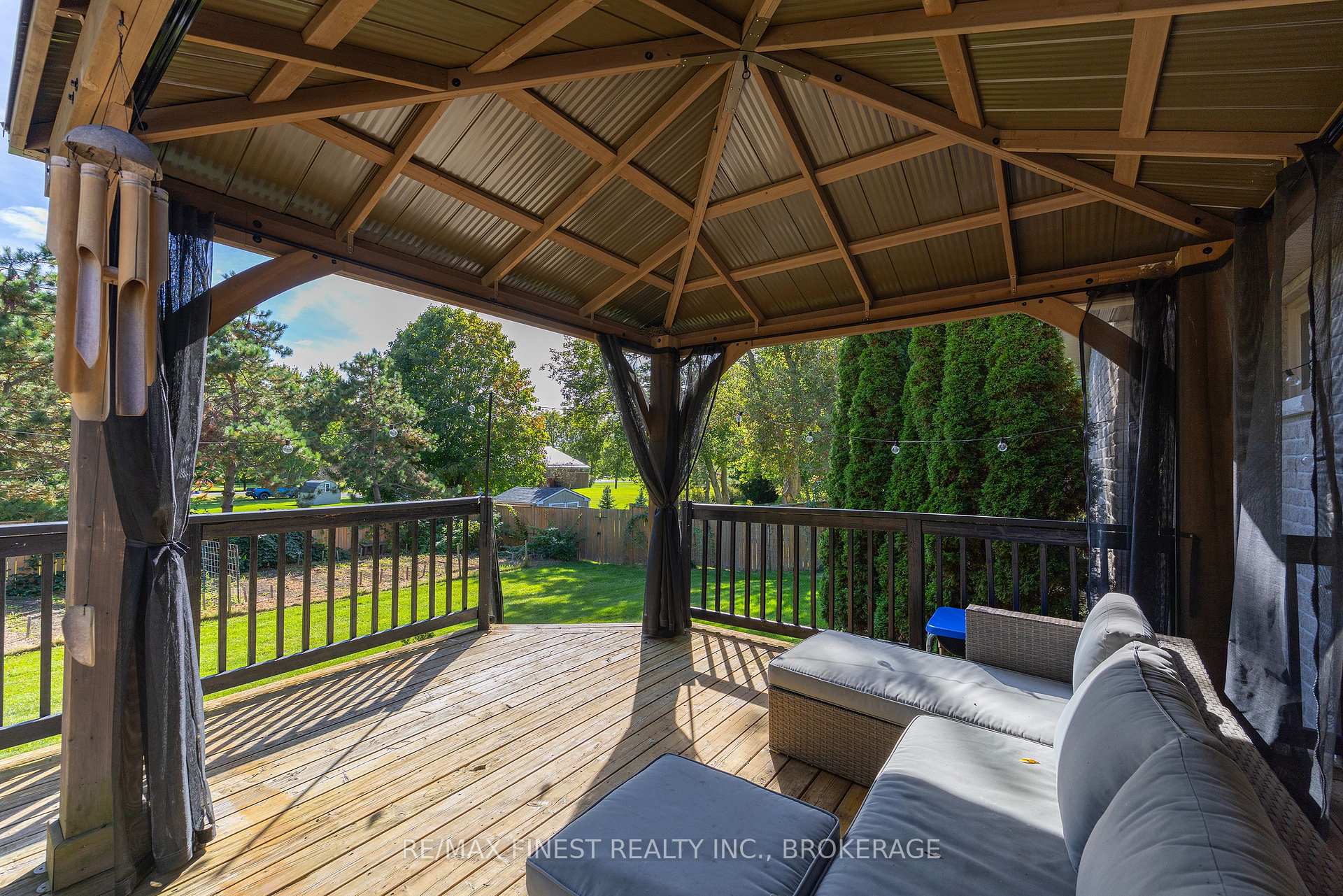 Photo 33 of 4404 Ashwood Drive, Frontenac, Frontenac South — HOMEH