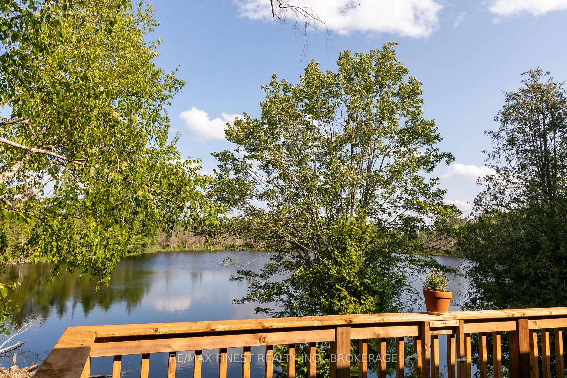 Photo 6 of 1016 Jewel Road, Frontenac, Frontenac North — HOMEH