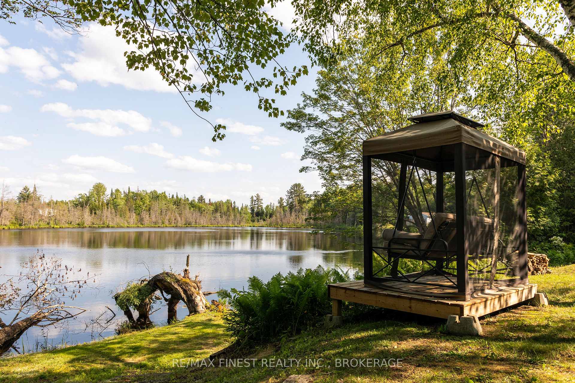 Photo 9 of 1016 Jewel Road, Frontenac, Frontenac North — HOMEH