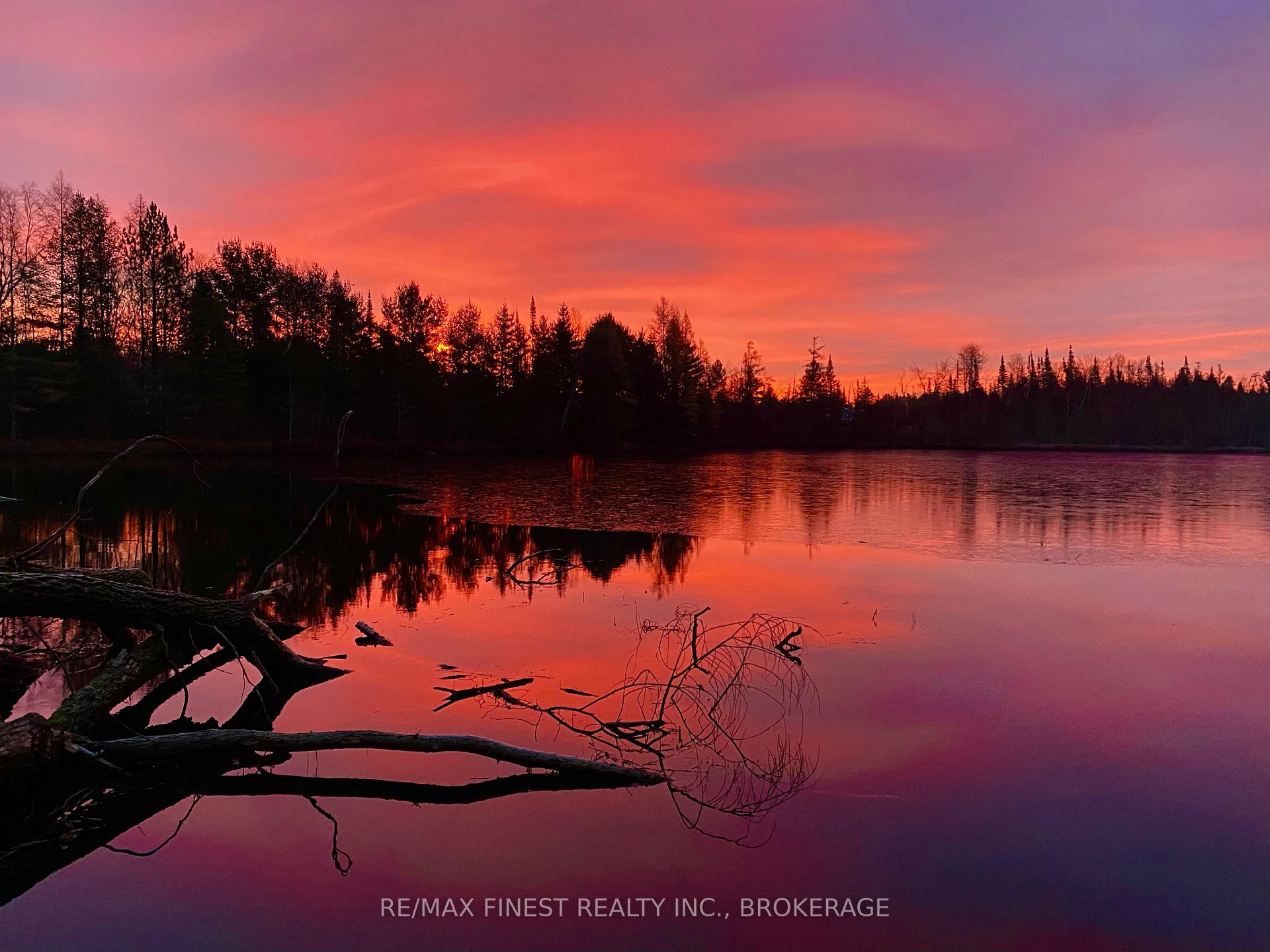Photo 11 of 1016 Jewel Road, Frontenac, Frontenac North — HOMEH
