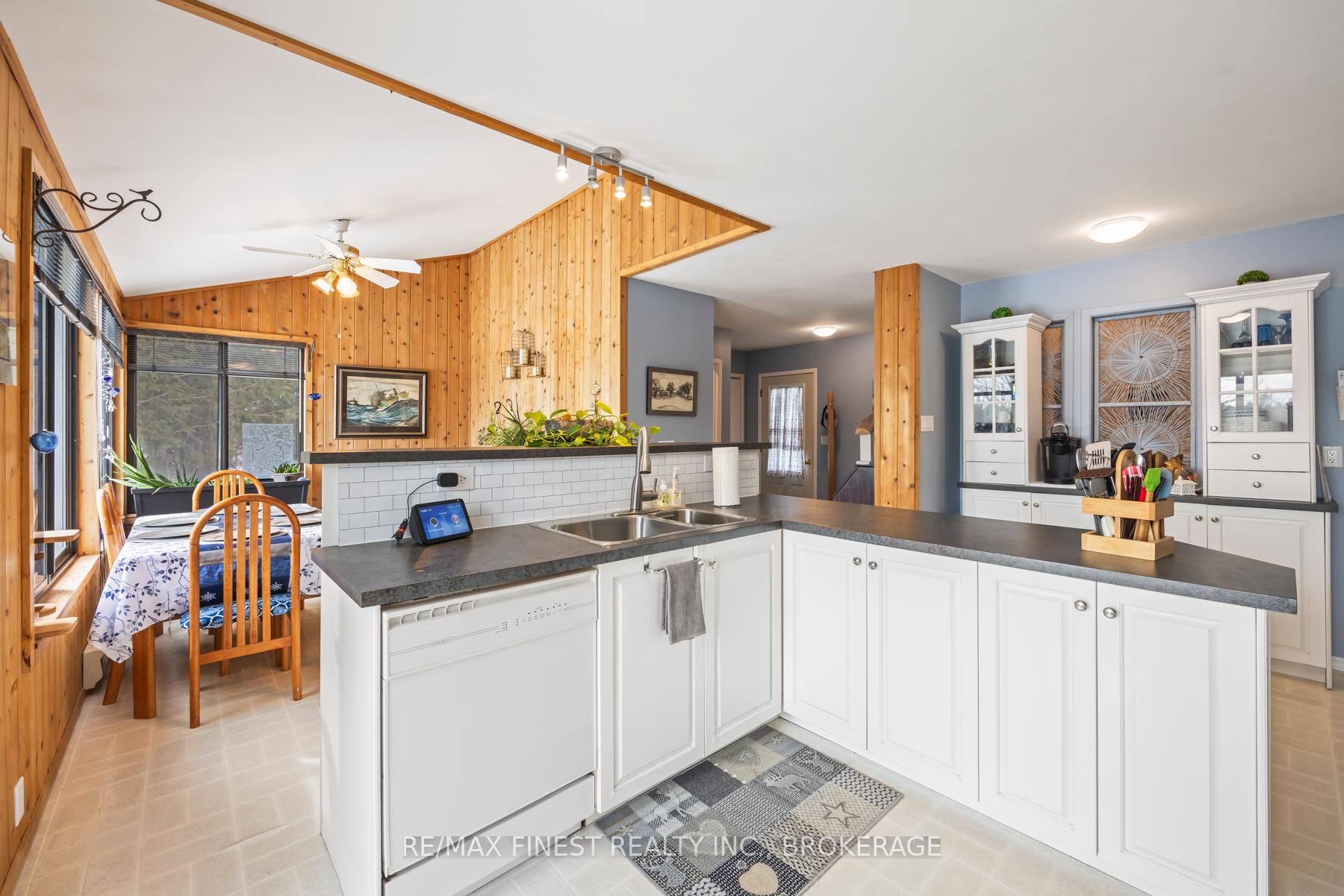 Photo 19 of 1016 Jewel Road, Frontenac, Frontenac North — HOMEH