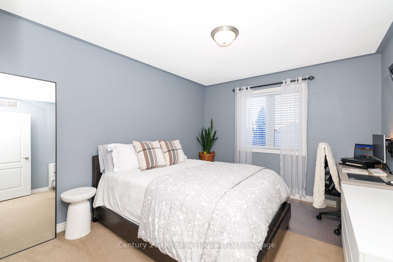 Photo 14 of 29 Bluegrass Crescent, St. Catharines, Oakdale — HOMEH