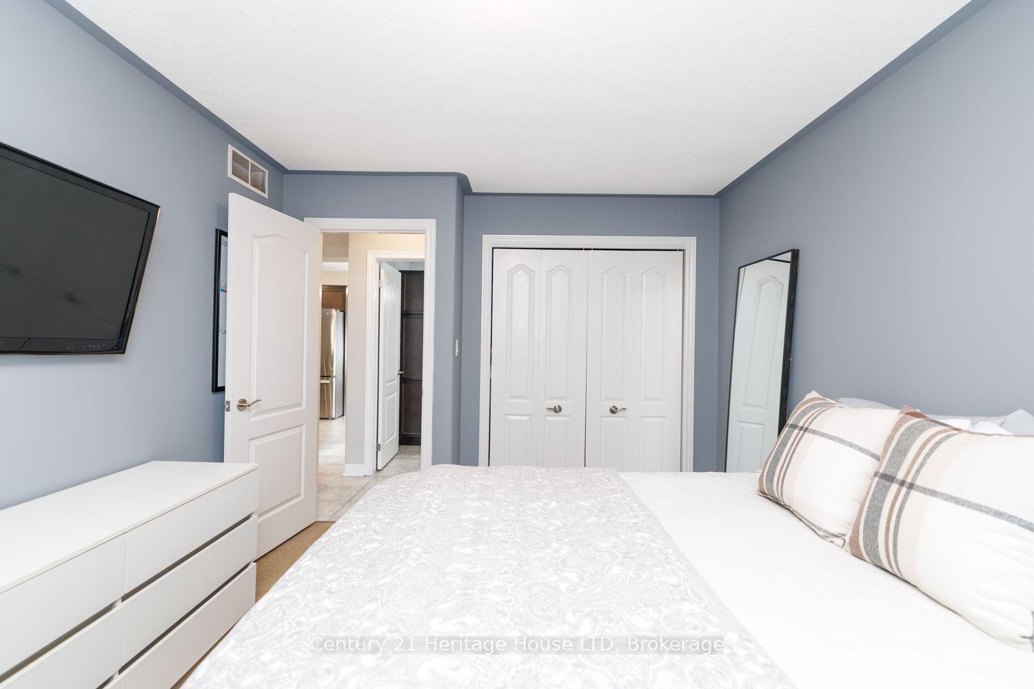 Photo 16 of 29 Bluegrass Crescent, St. Catharines, Oakdale — HOMEH