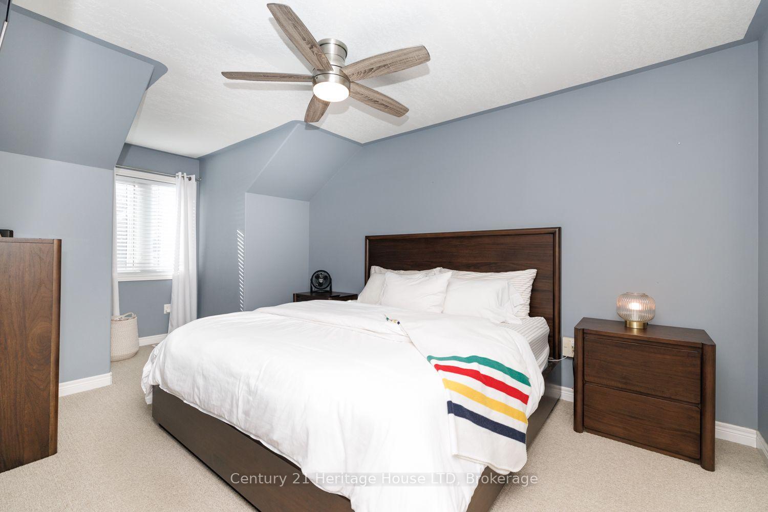 Photo 24 of 29 Bluegrass Crescent, St. Catharines, Oakdale — HOMEH