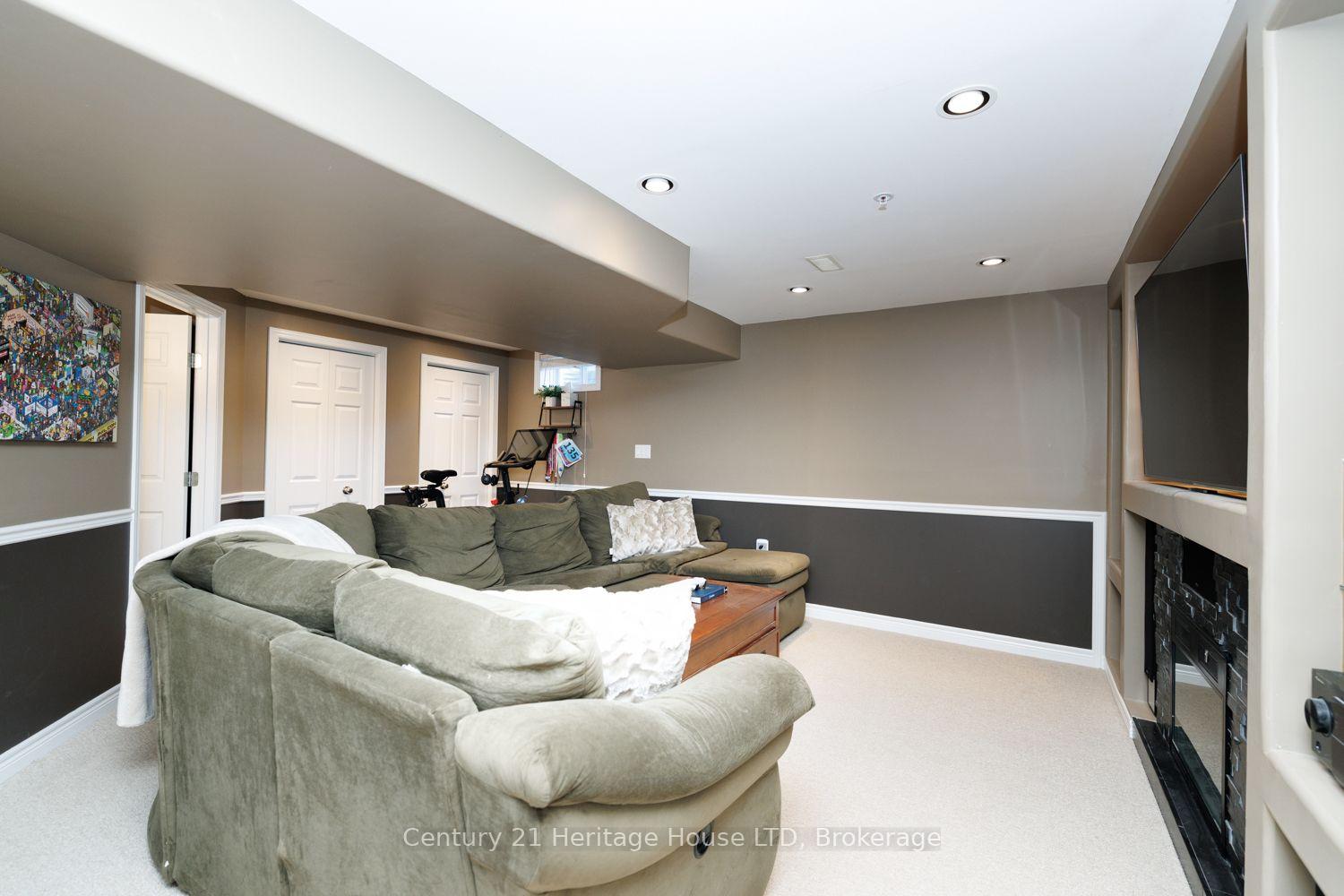 Photo 28 of 29 Bluegrass Crescent, St. Catharines, Oakdale — HOMEH