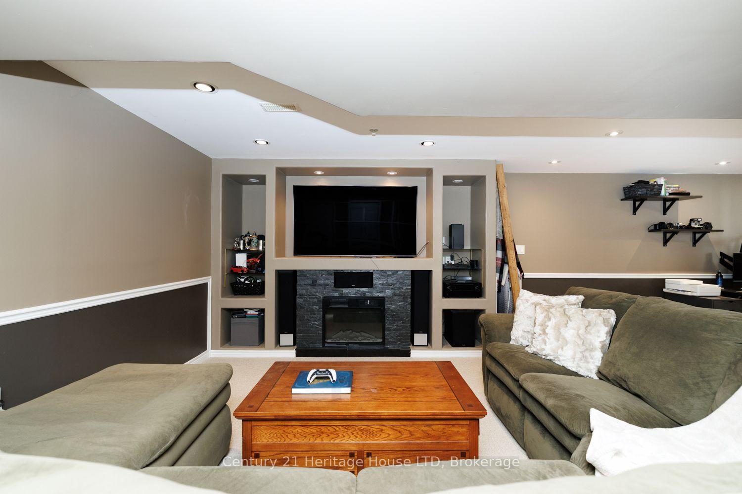 Photo 30 of 29 Bluegrass Crescent, St. Catharines, Oakdale — HOMEH