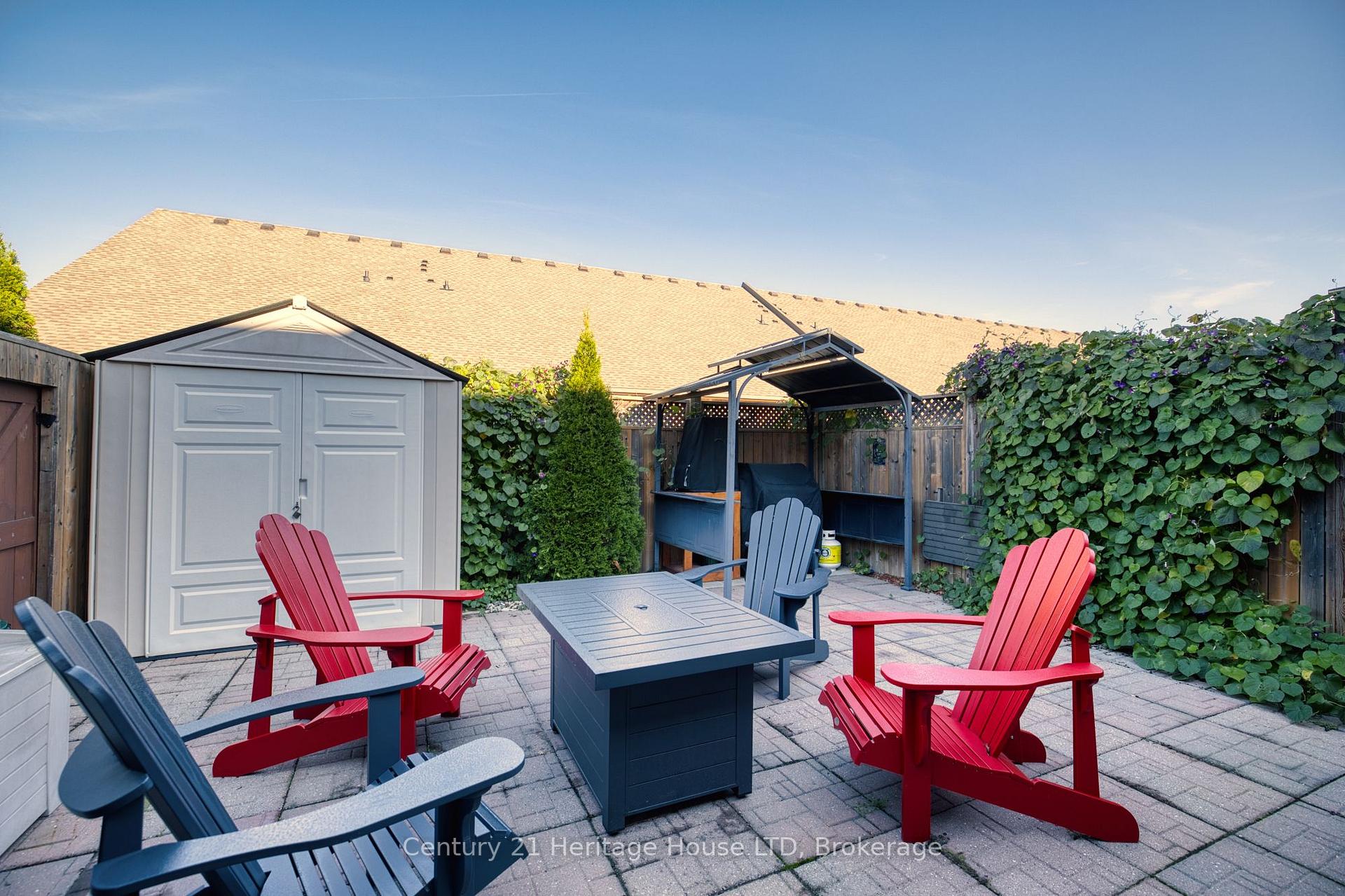 Photo 33 of 29 Bluegrass Crescent, St. Catharines, Oakdale — HOMEH