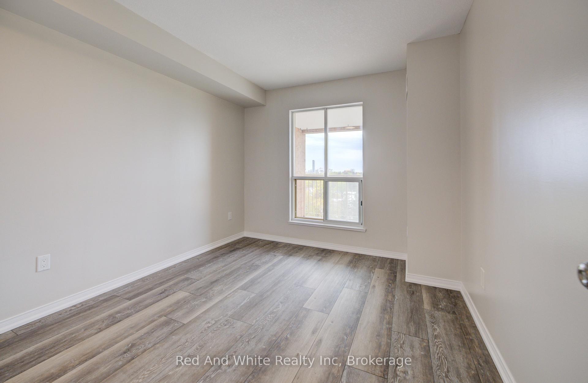 Photo 17 of Unit 802, 1414 King Street E, Kitchener, King East — HOMEH