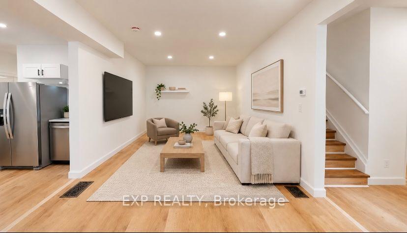 Photo 14 of 686 Elias Street, London, East G — HOMEH