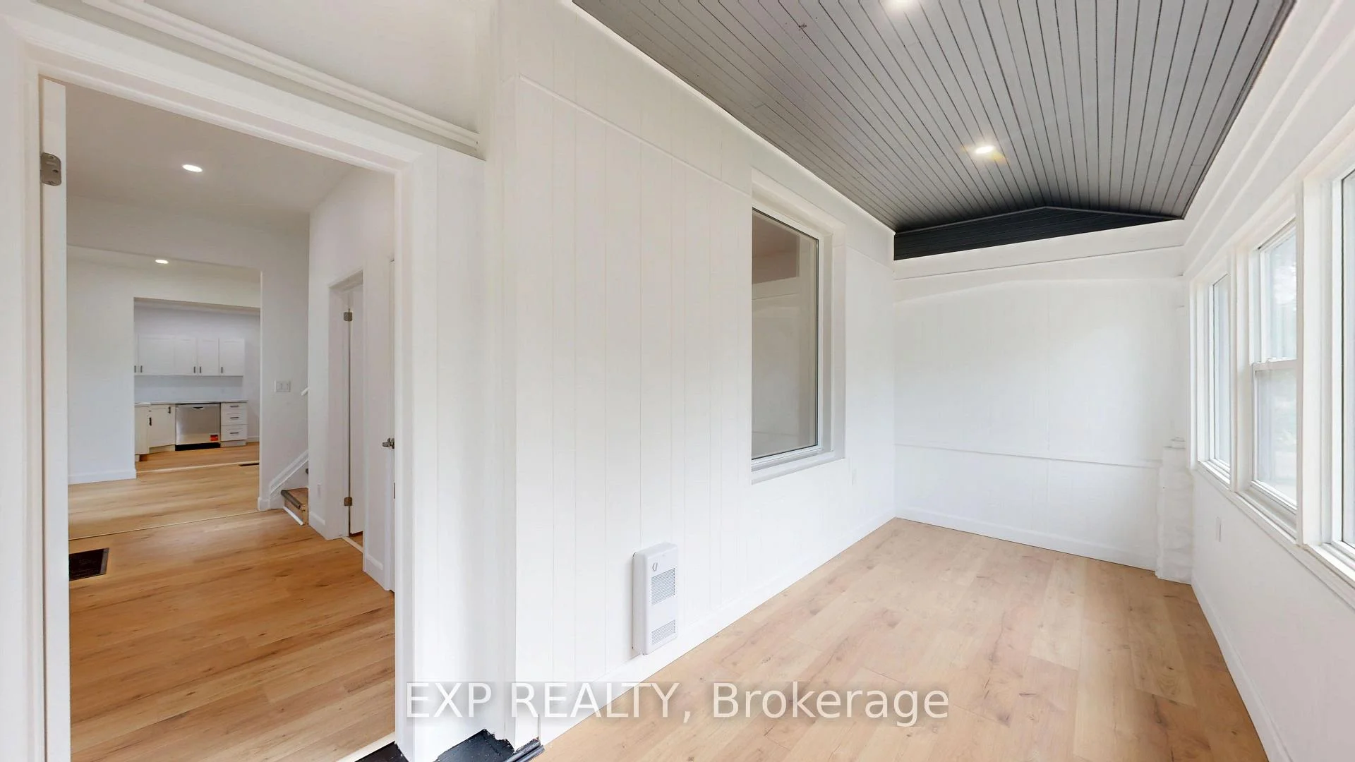 Photo 5 of 686 Elias Street, London, East G — HOMEH