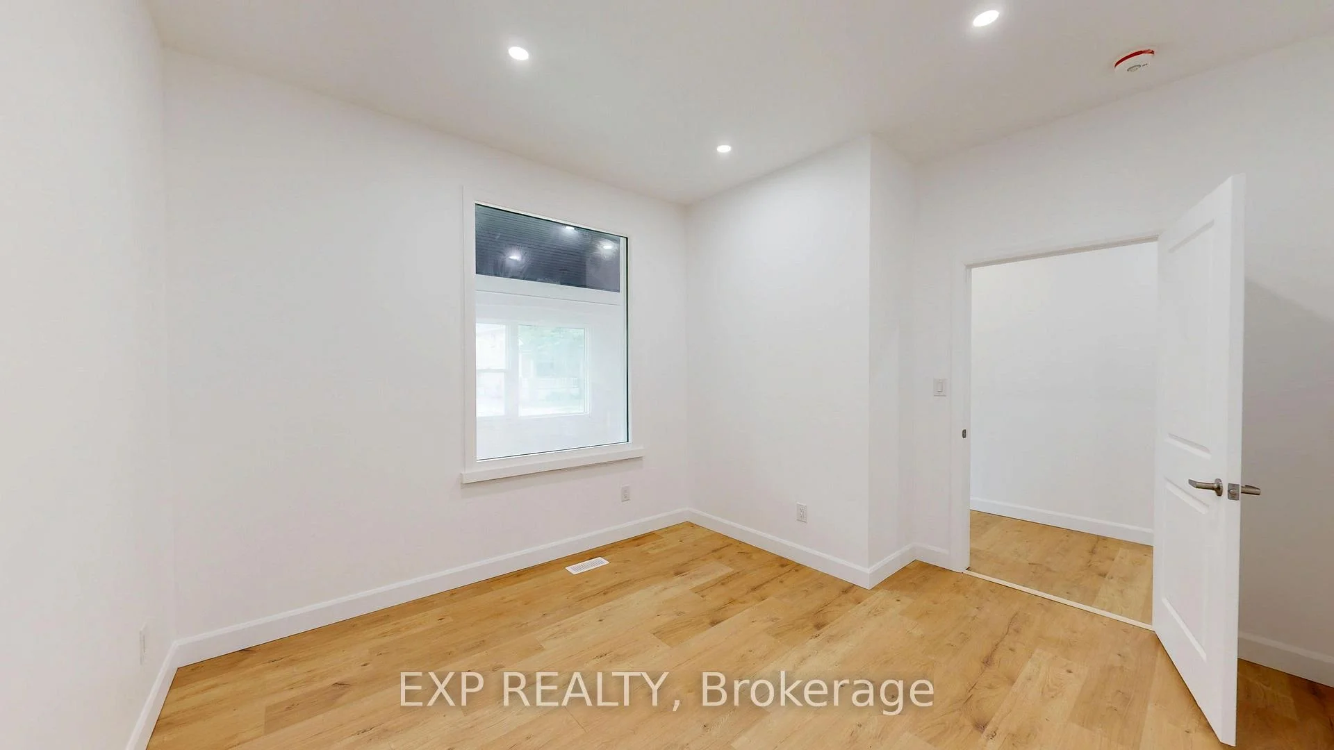 Photo 20 of 686 Elias Street, London, East G — HOMEH