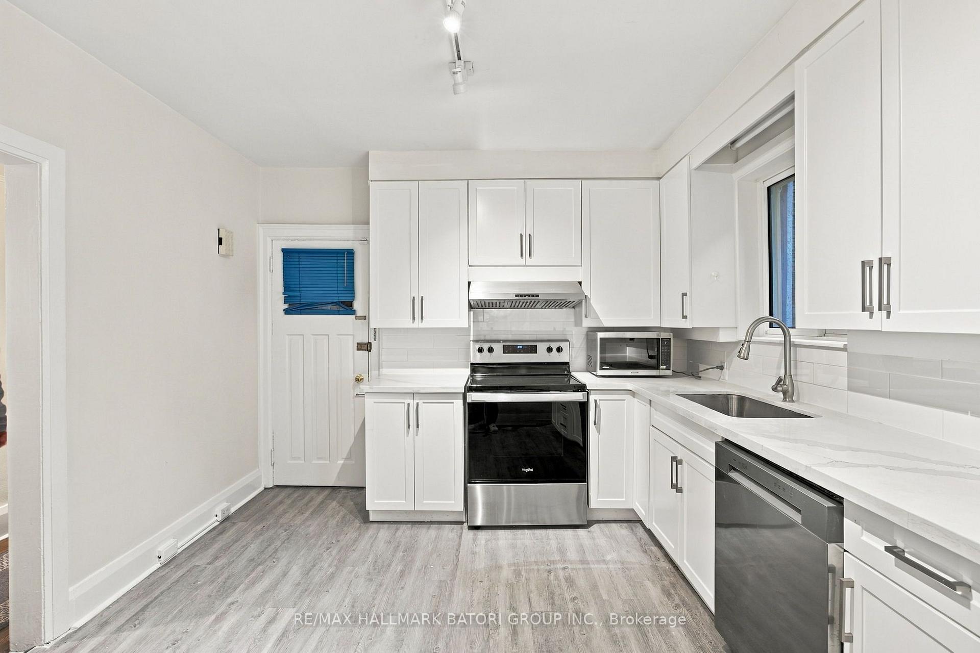Photo 15 of Unit Main, 479 Oriole Parkway, Toronto, Yonge-Eglinton — HOMEH