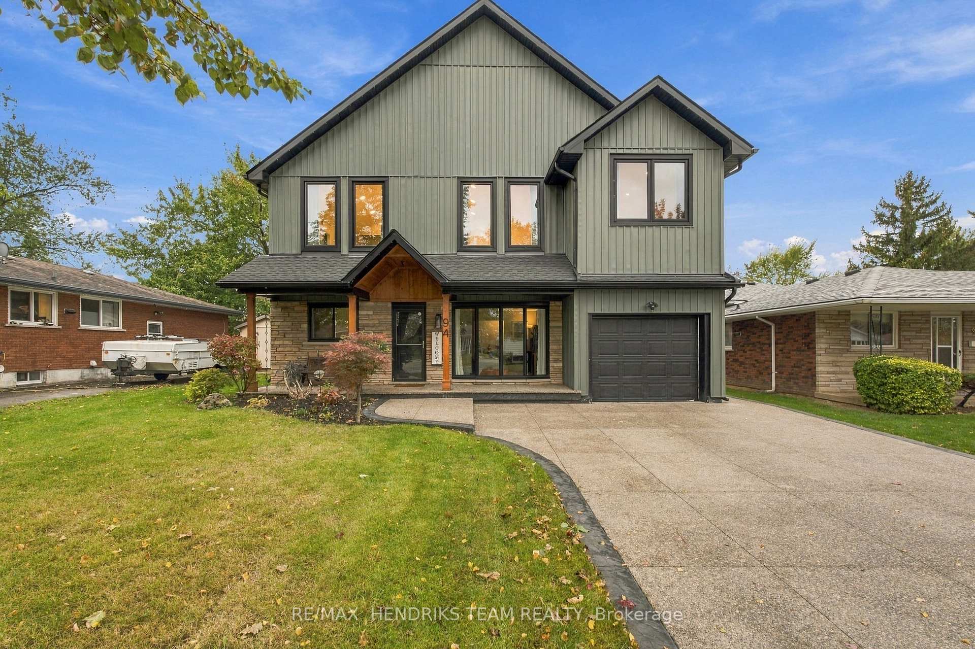 Photo 3 of 94 Bellingham Drive, Hamilton, Lawfield — HOMEH