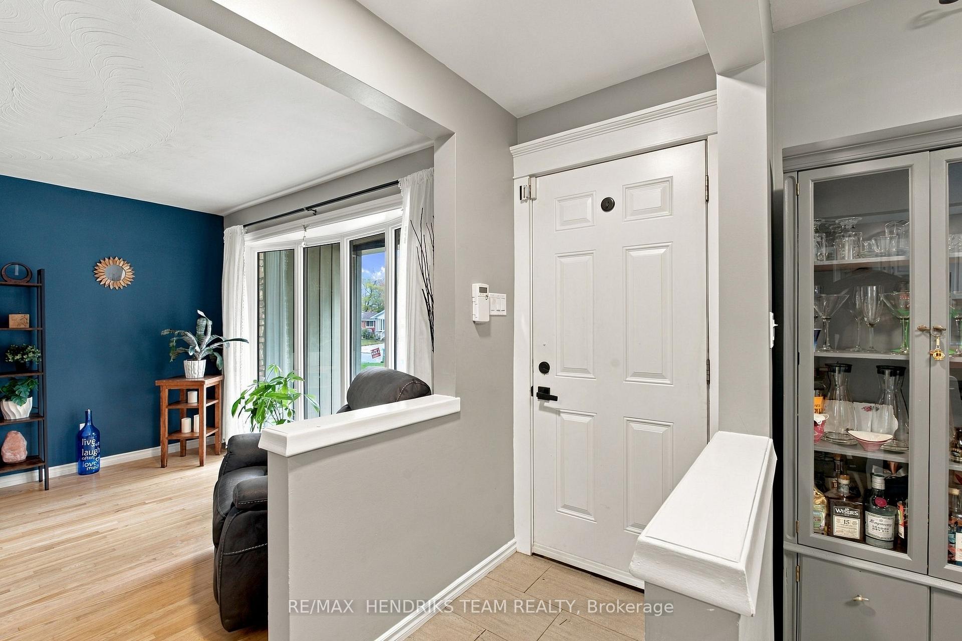 Photo 5 of 94 Bellingham Drive, Hamilton, Lawfield — HOMEH