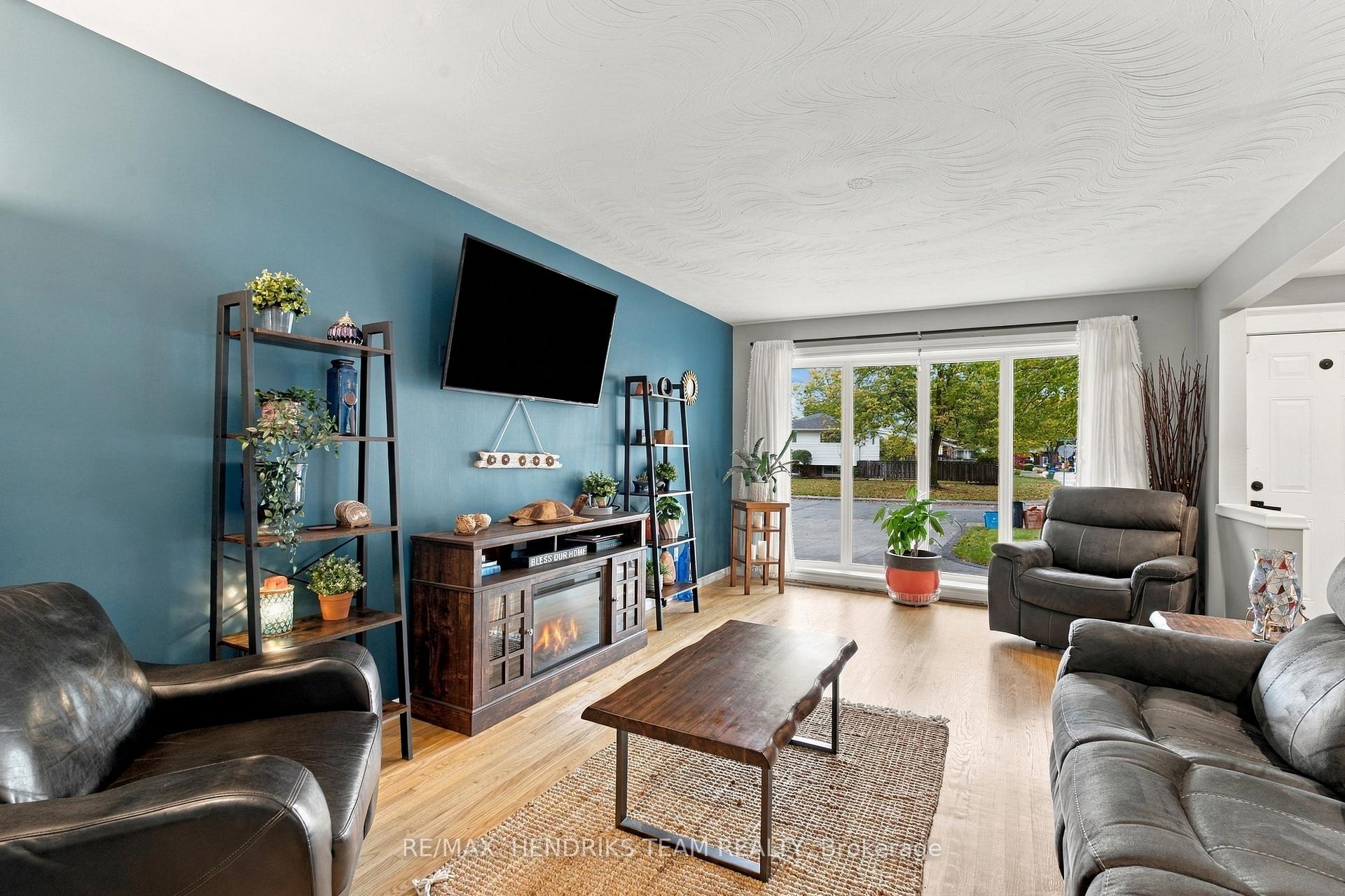 Photo 8 of 94 Bellingham Drive, Hamilton, Lawfield — HOMEH
