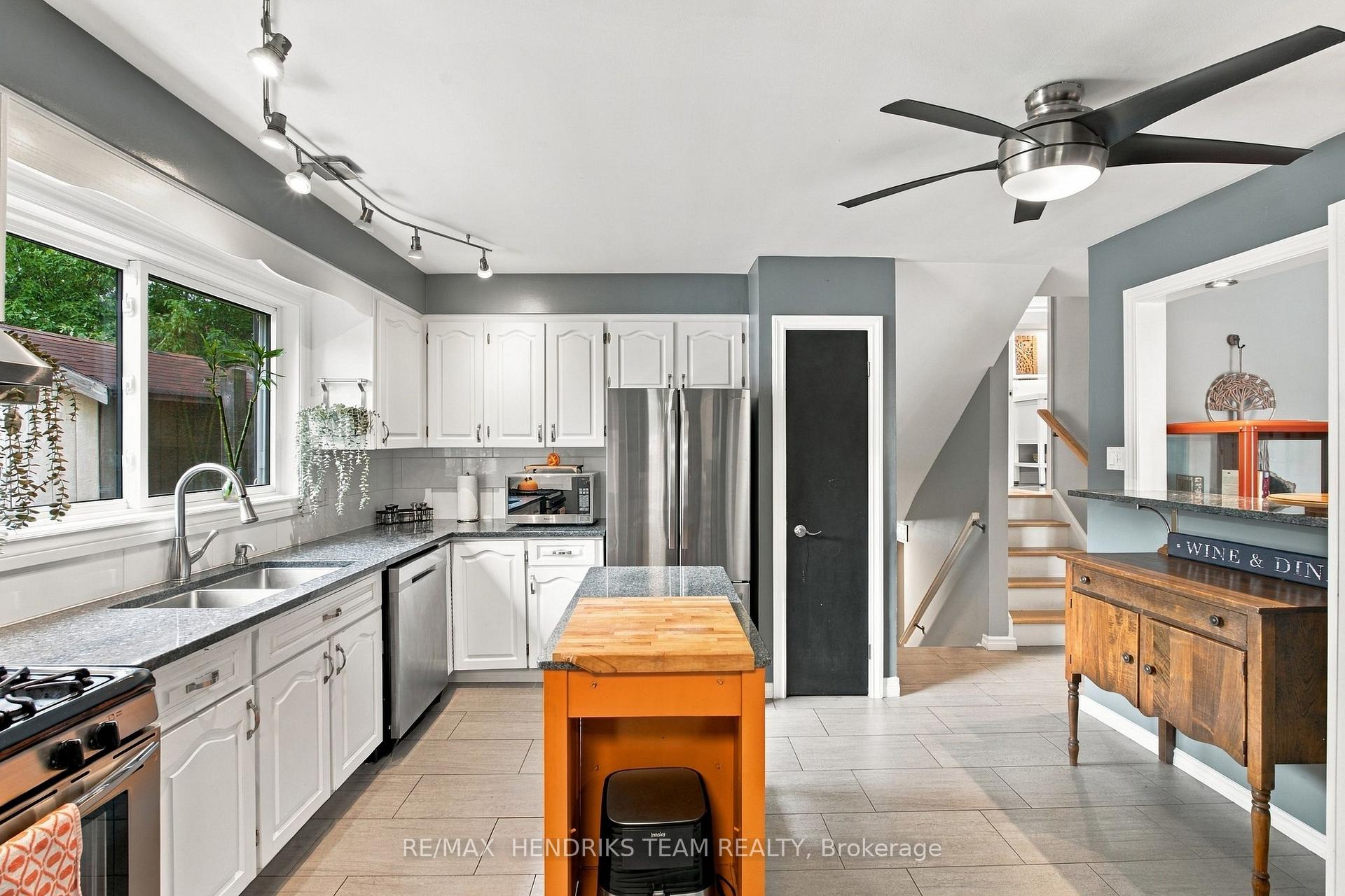 Photo 11 of 94 Bellingham Drive, Hamilton, Lawfield — HOMEH