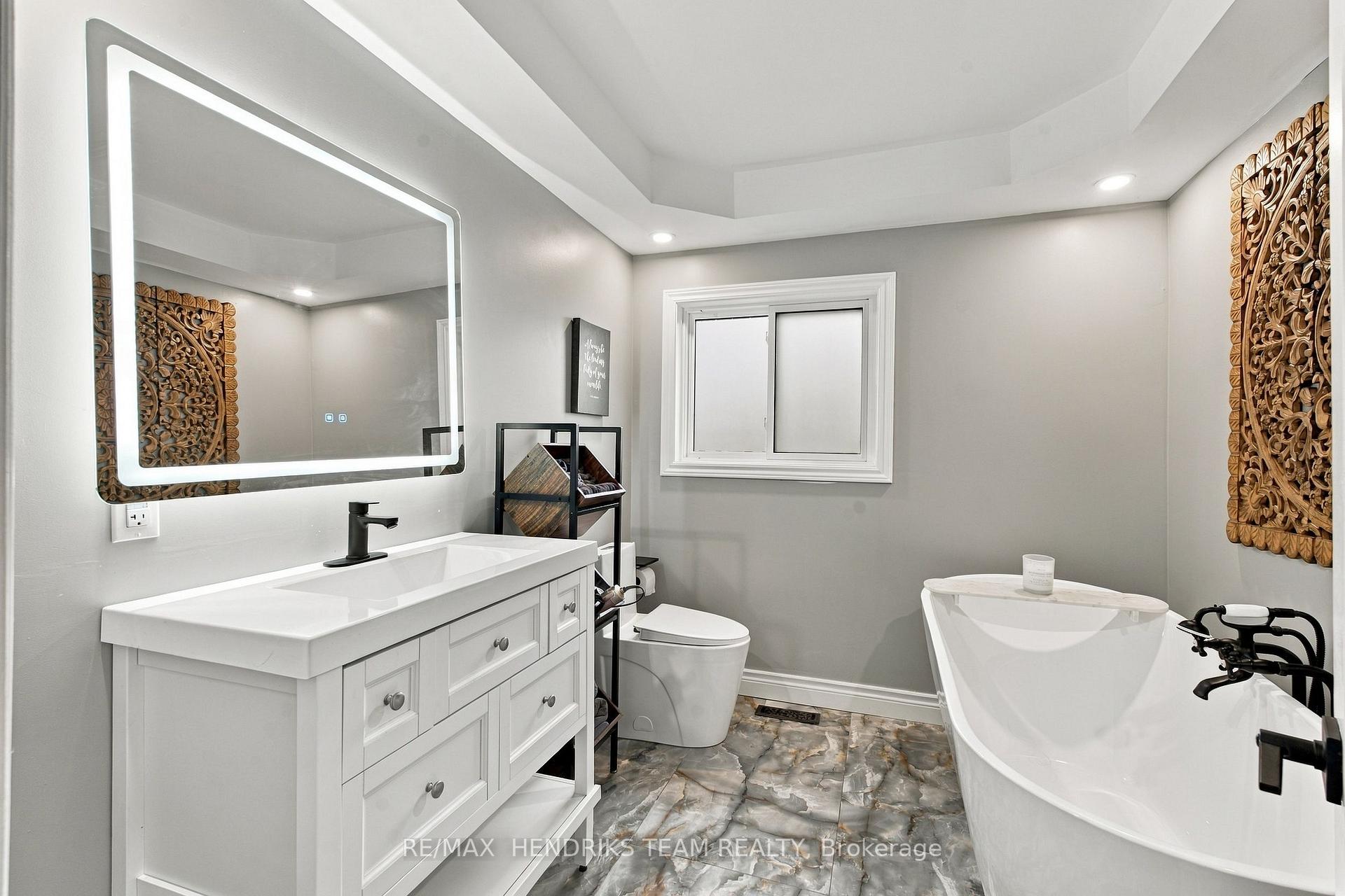 Photo 17 of 94 Bellingham Drive, Hamilton, Lawfield — HOMEH