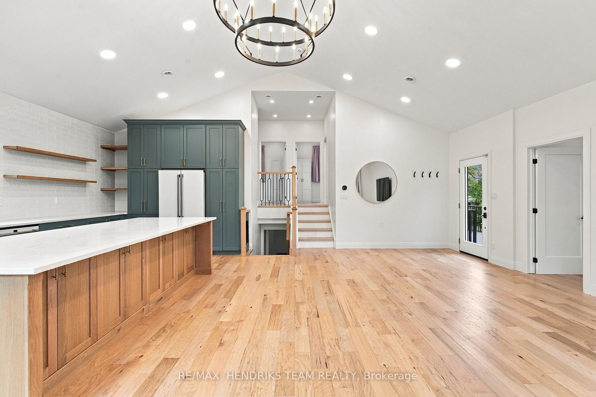 Photo 30 of 94 Bellingham Drive, Hamilton, Lawfield — HOMEH